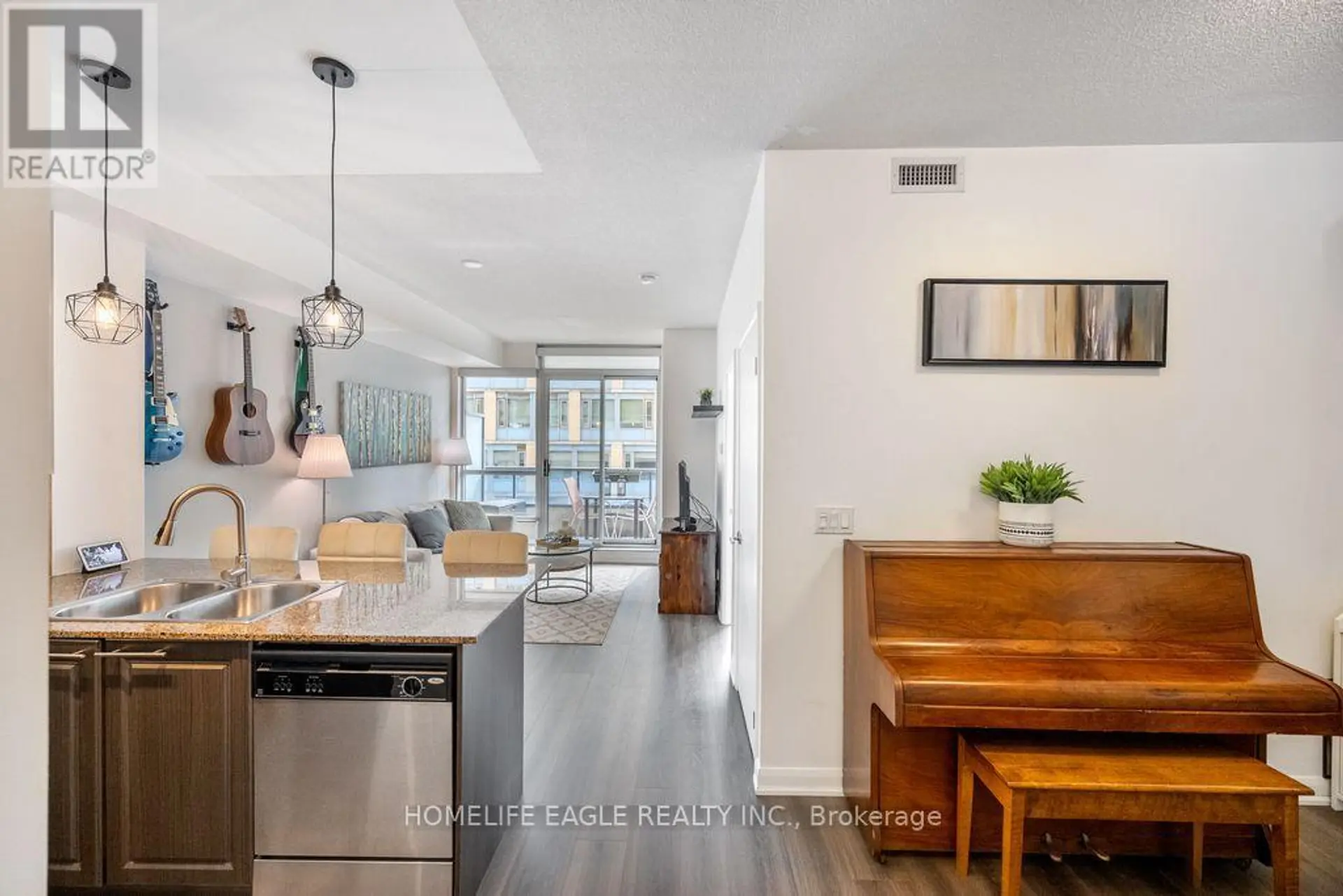 #606 500 SHERBOURNE STREET - Image 4