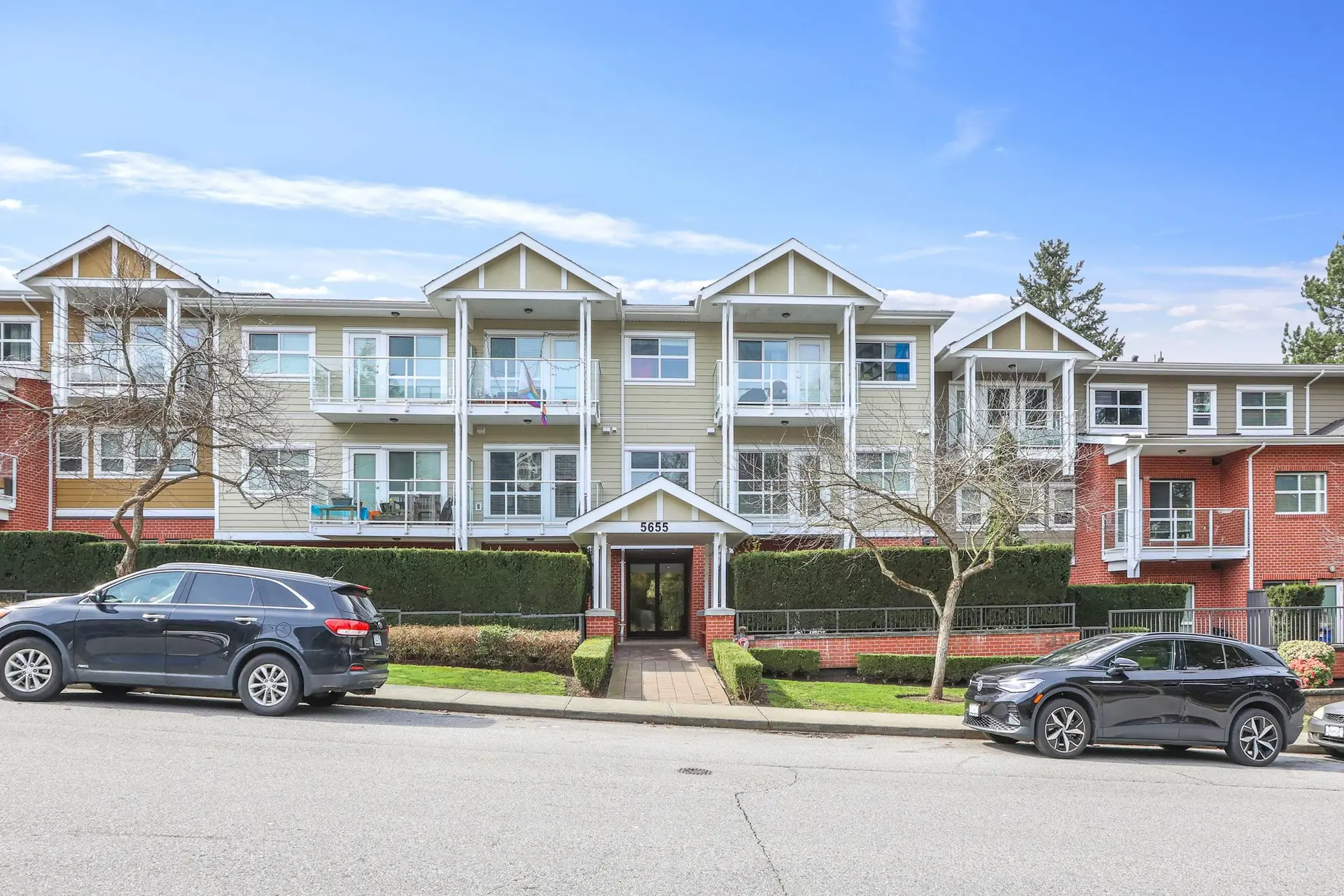 Property at #112 5655 Inman Avenue, Burnaby, BC