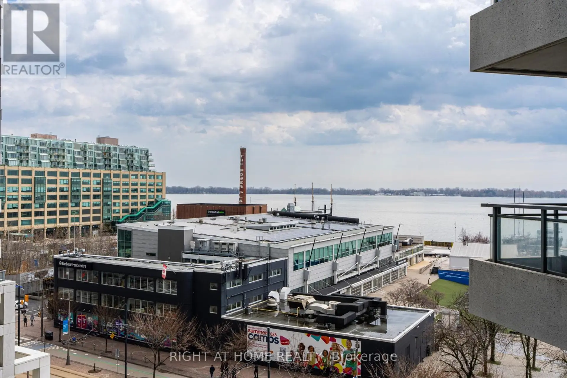#918 230 QUEENS QUAY W - Image 13