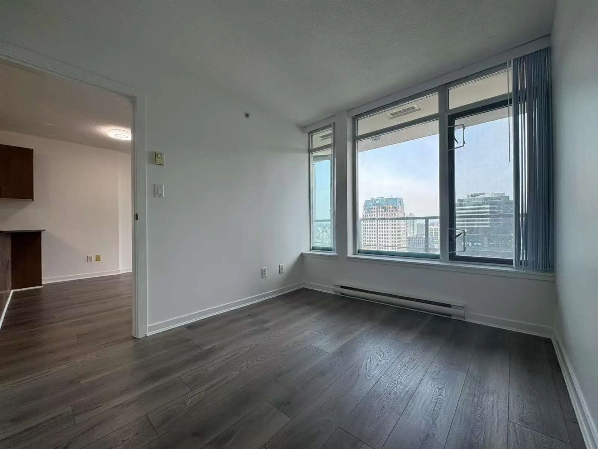 #1715 610 Granville Street - Image 2