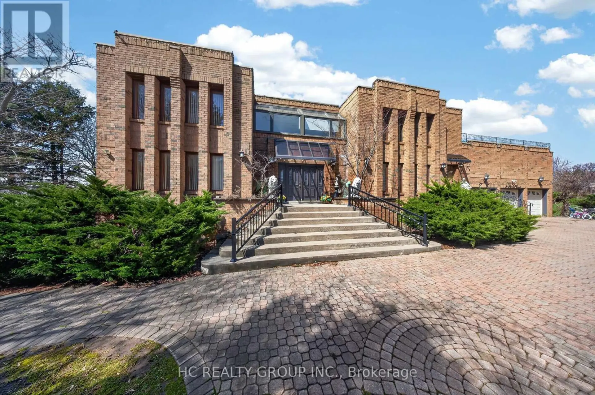 9 FORSON COURT - Image 2