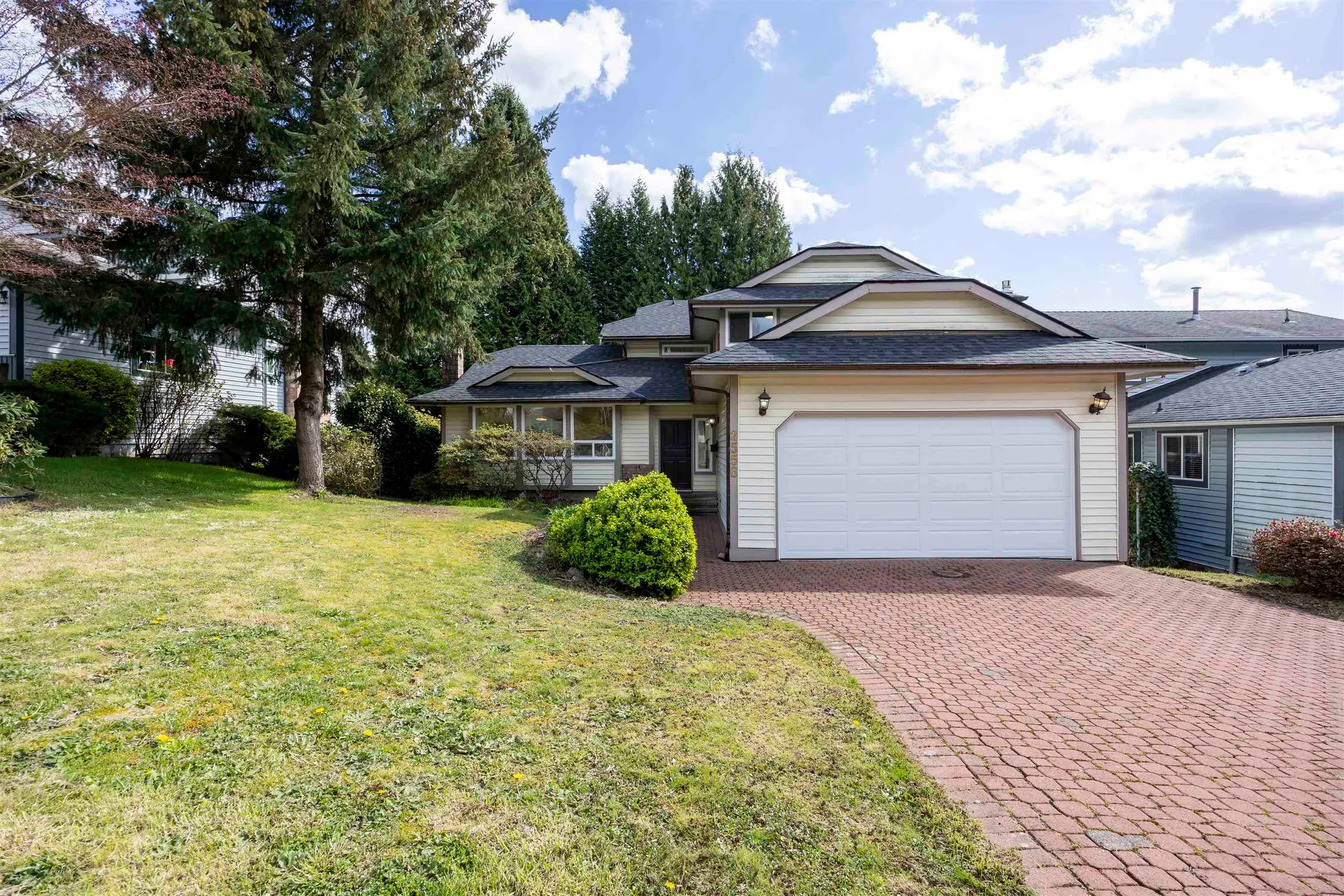 Property at 2556 Trillium Place, Coquitlam, BC