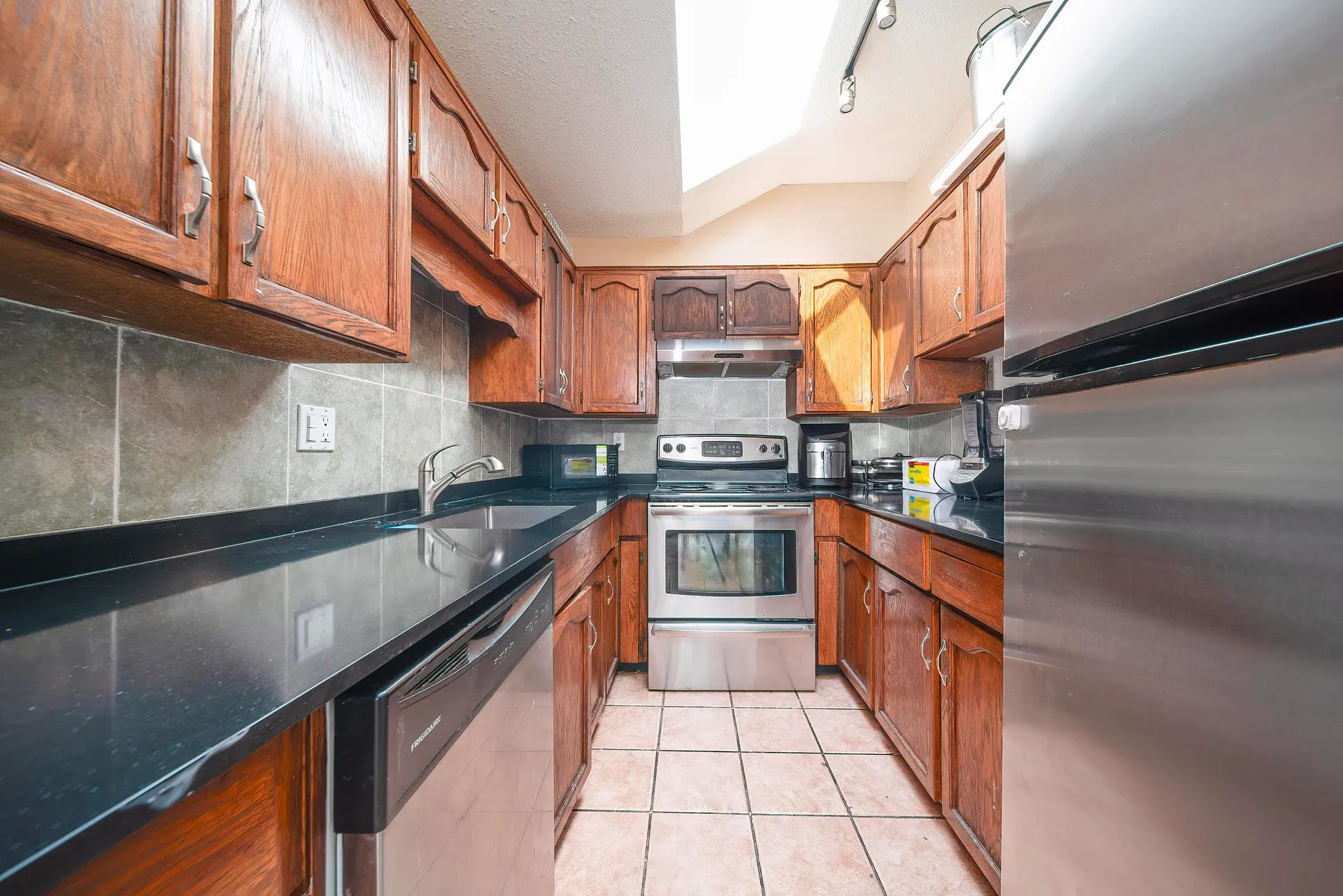 5146 Hastings Street - Image 8