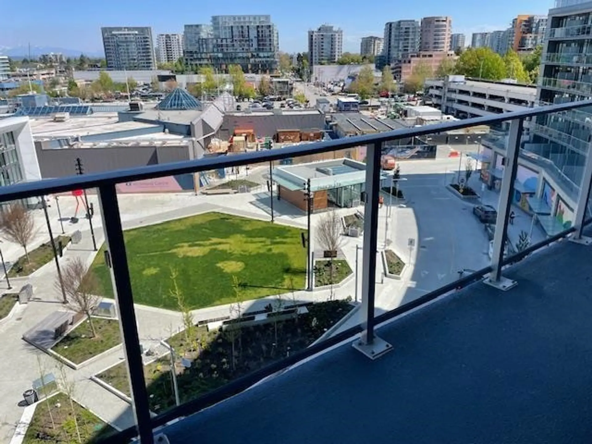#615 6788 Minoru Boulevard - Image 3
