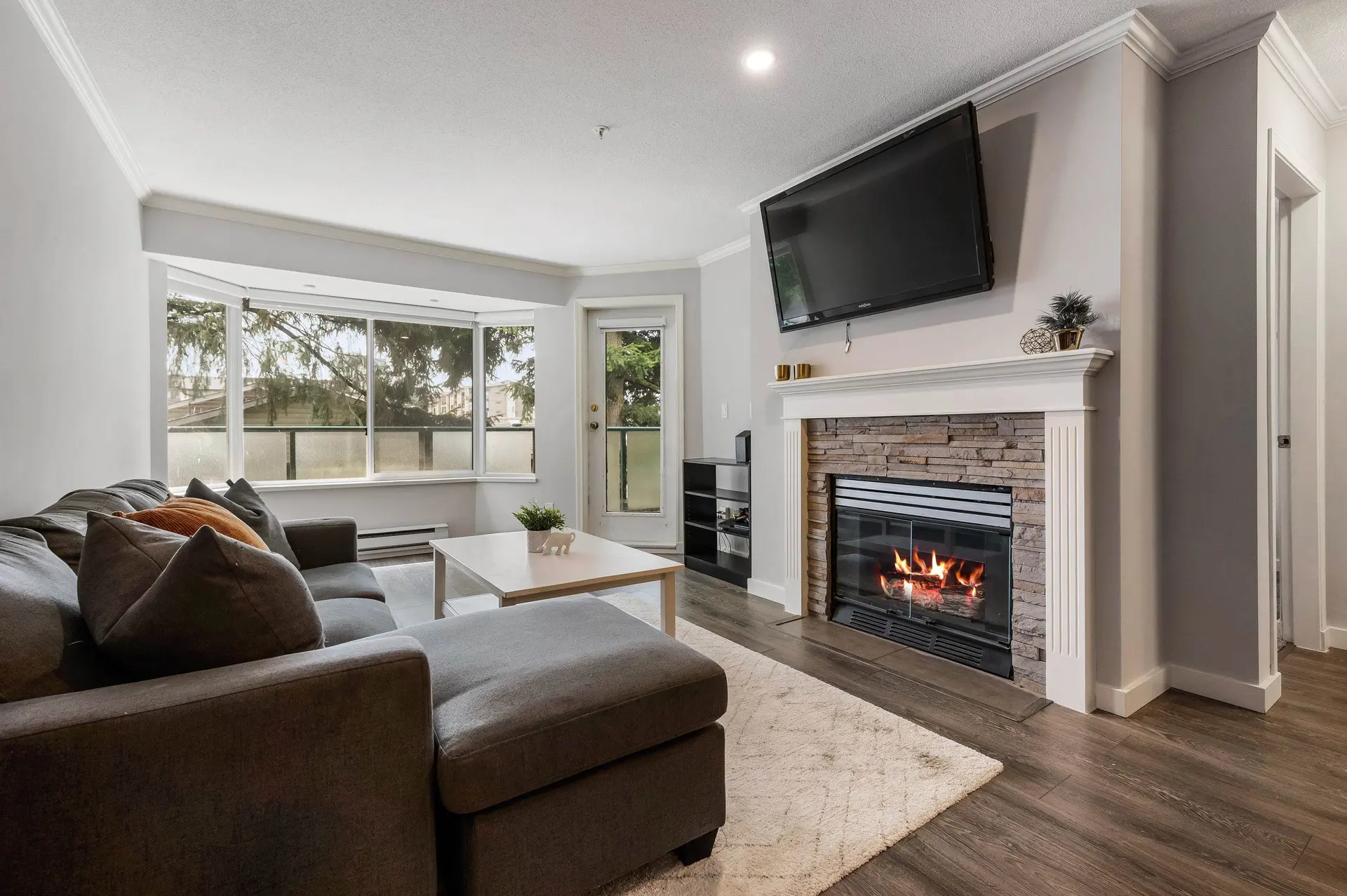 Property at #403 2958 Trethewey Street, Abbotsford, BC