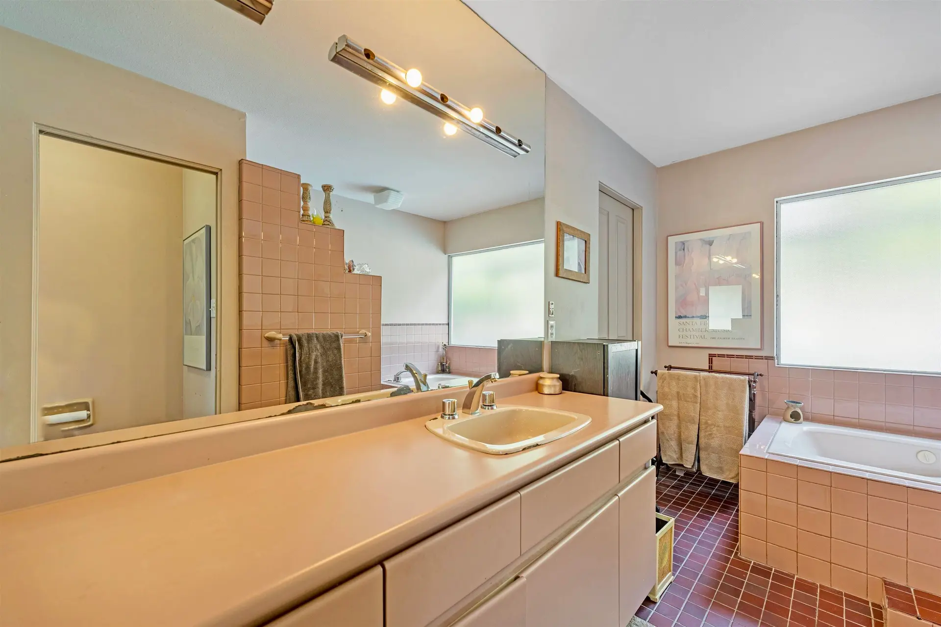 3424 Gaspe Place - Image 10