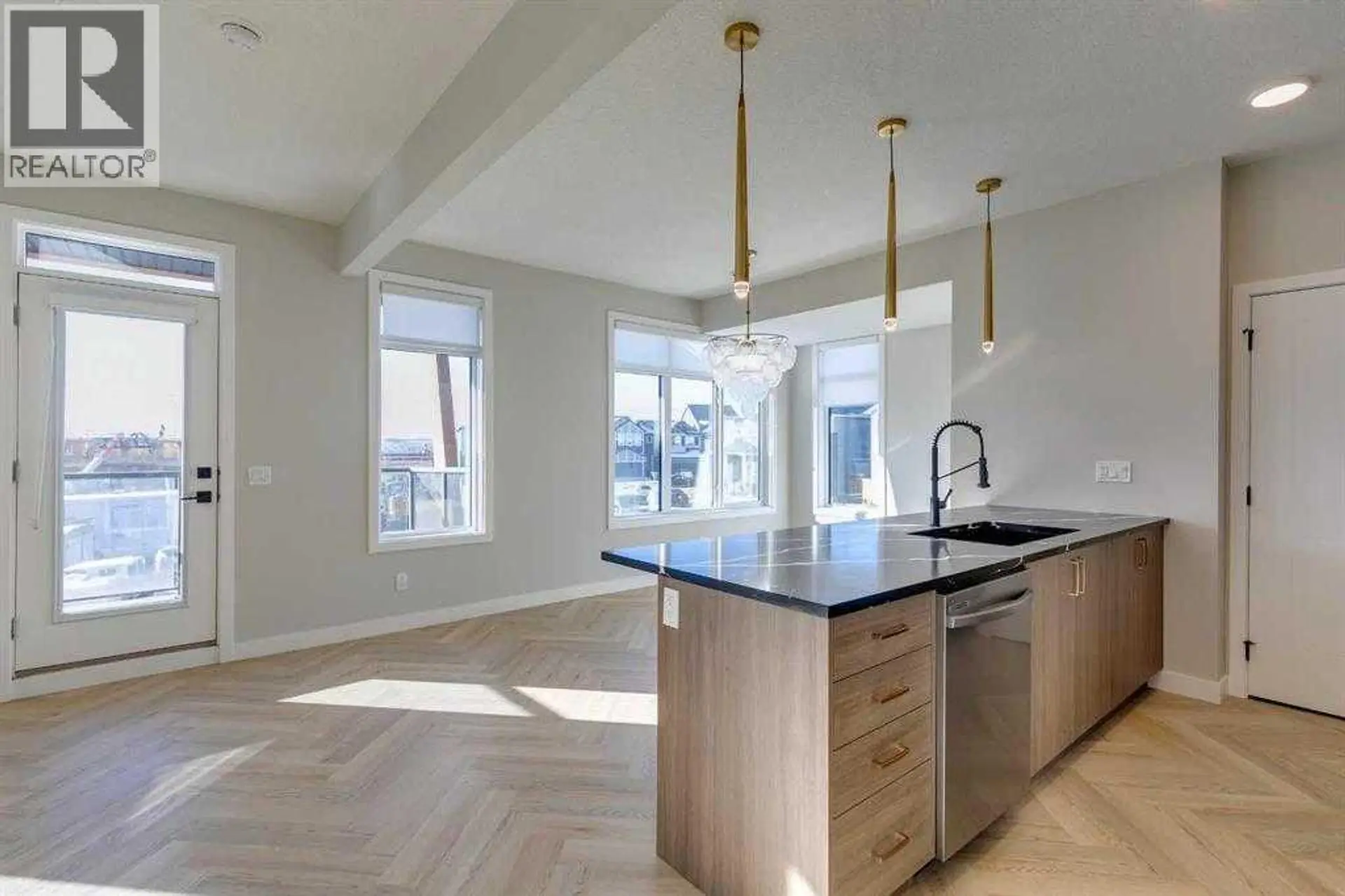#308 14800 1 STREET - Image 1