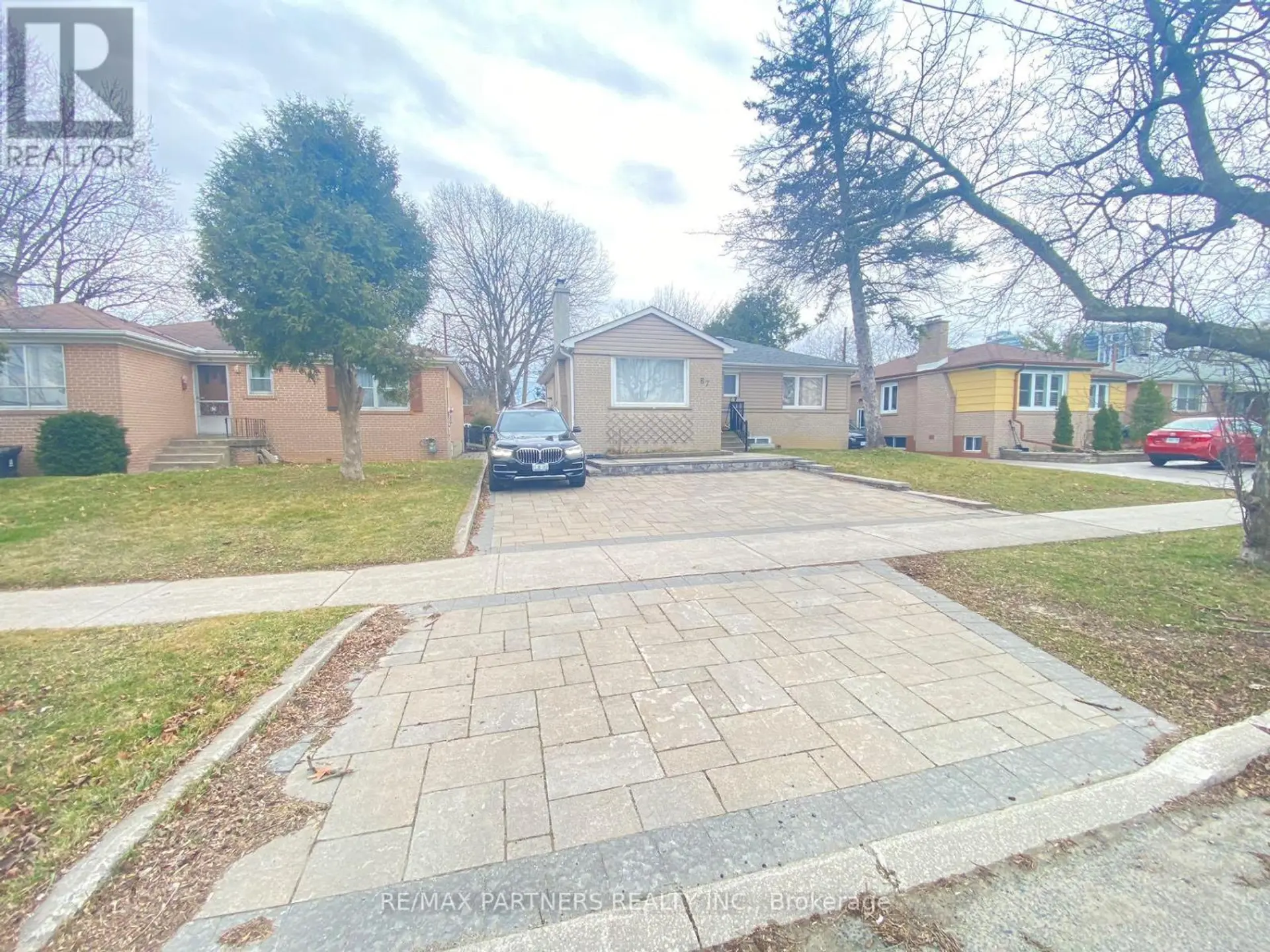 87 BISHOP AVENUE - Image 1