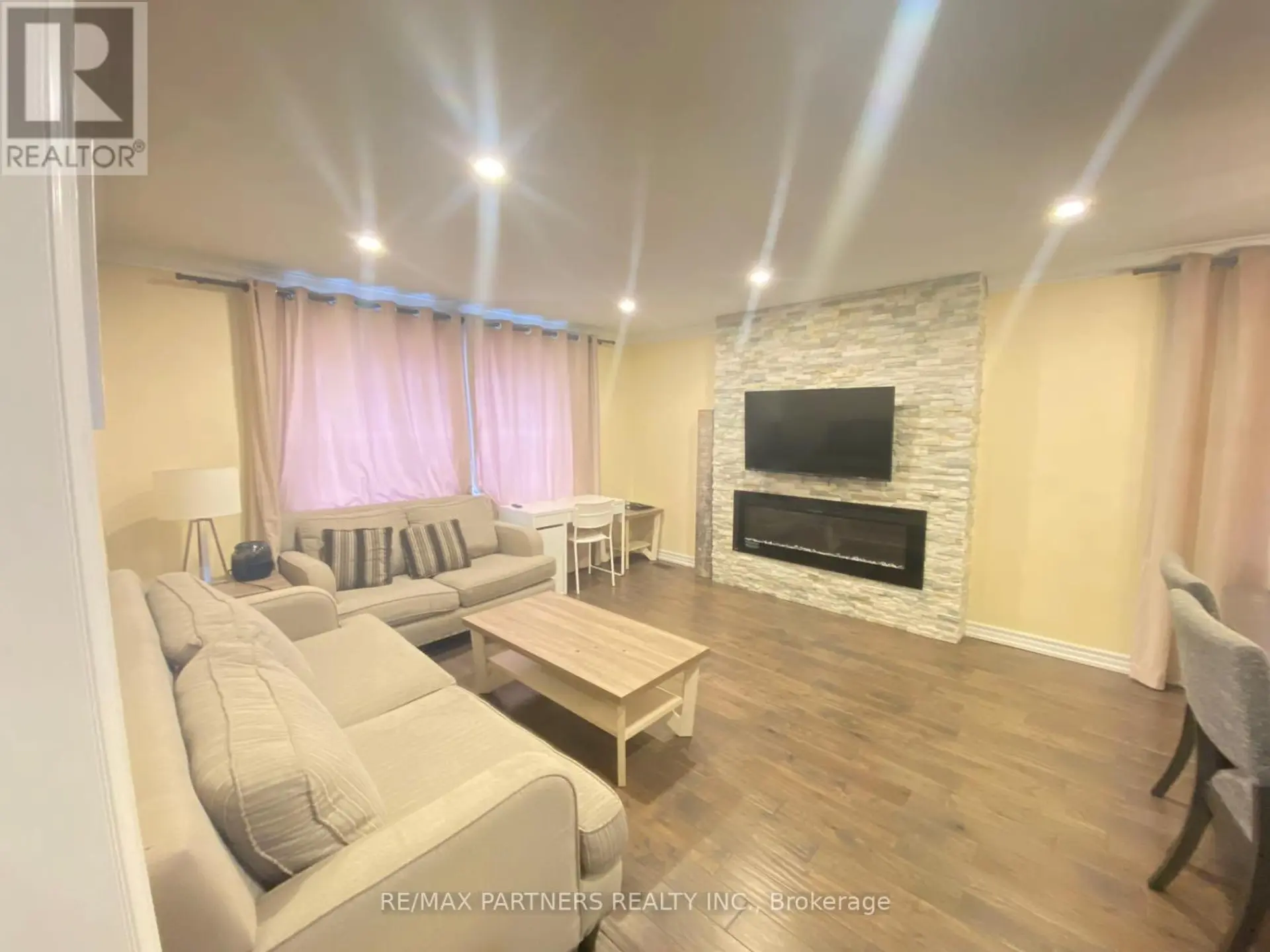 87 BISHOP AVENUE - Image 2