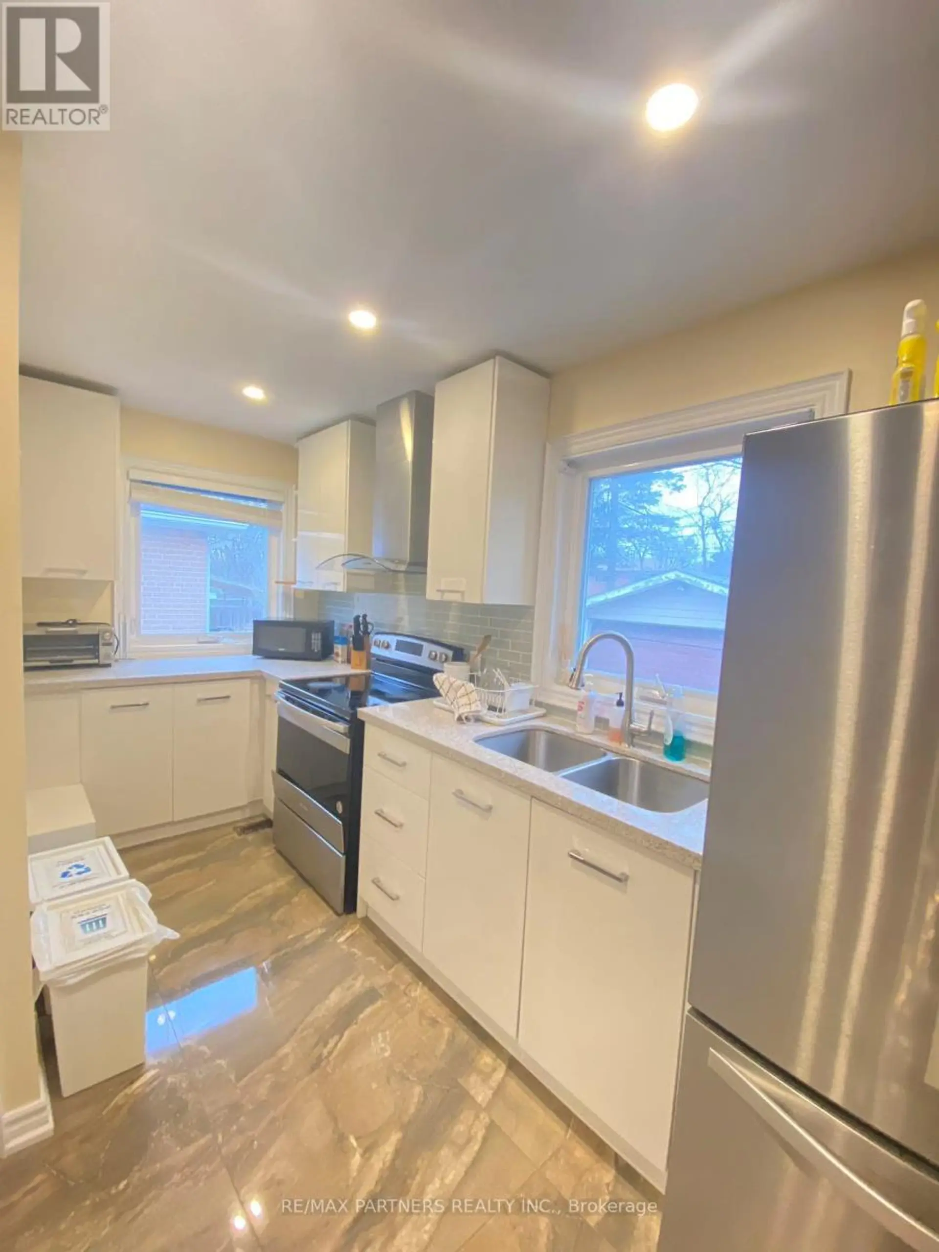 87 BISHOP AVENUE - Image 4