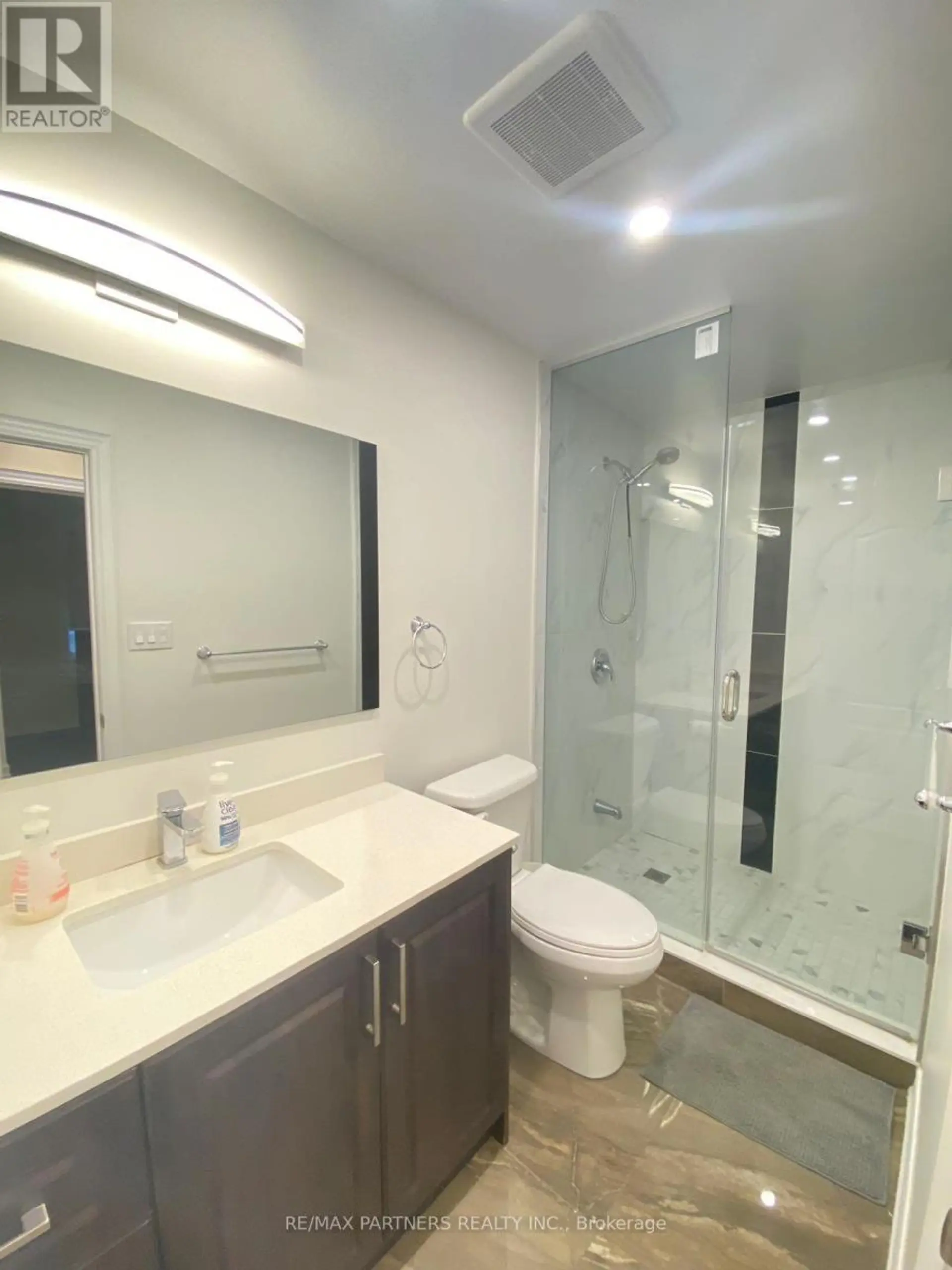 87 BISHOP AVENUE - Image 8