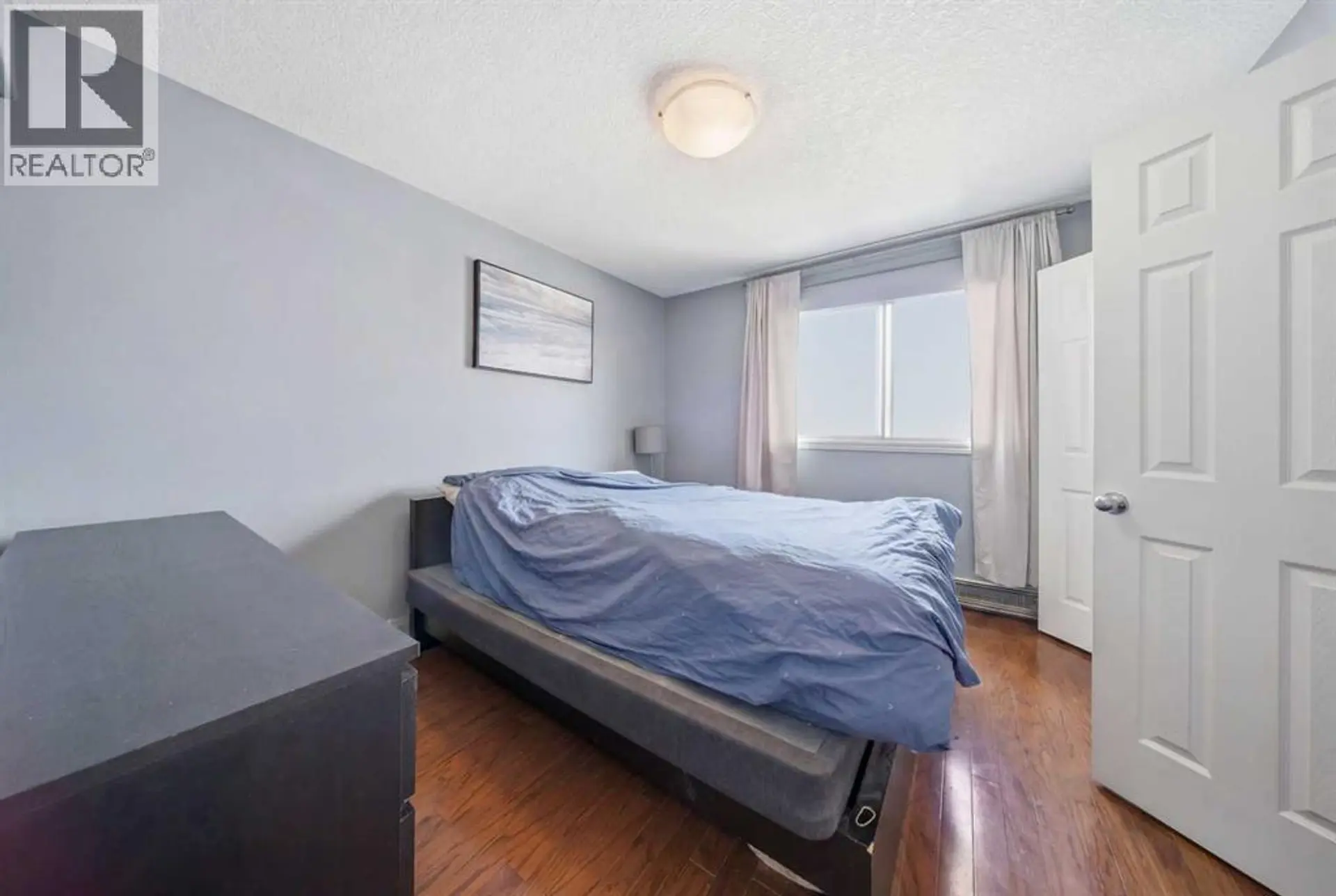 #401 525 22 AVENUE SW - Image 9