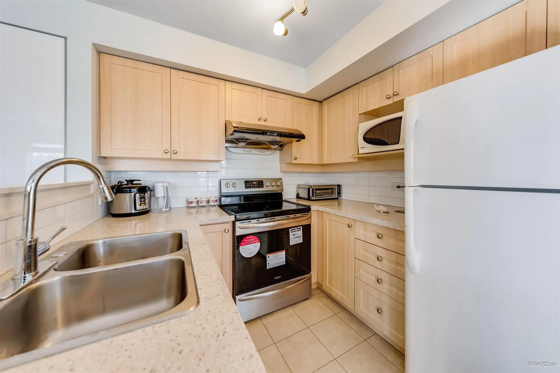 #3 7179 18th Avenue - Image 6