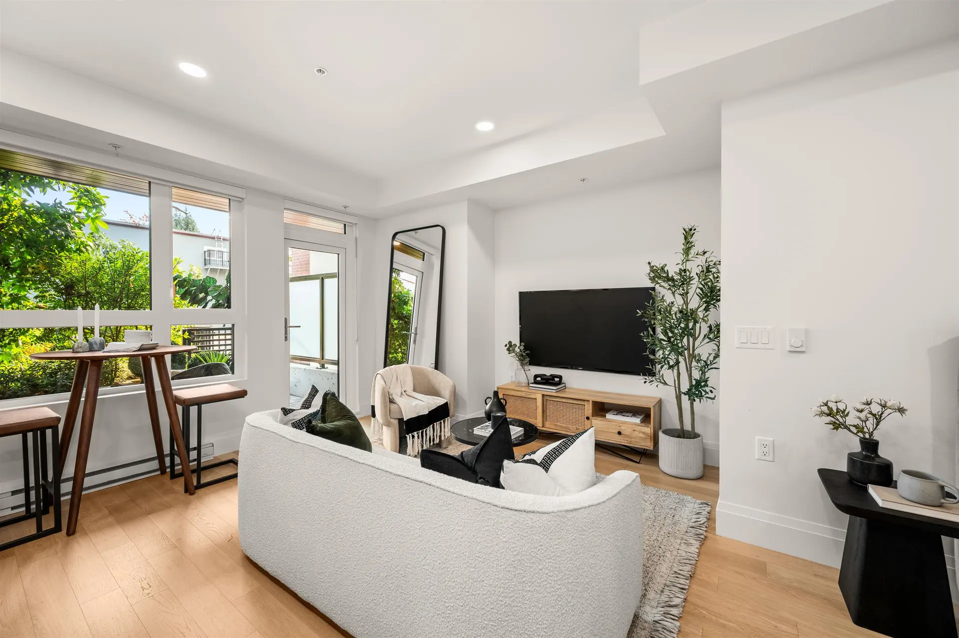 Property at #106 2550 Garden Drive, Vancouver, BC