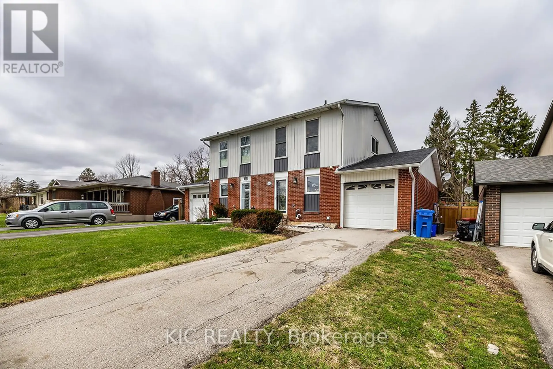 320 CENTRE STREET - Image 1