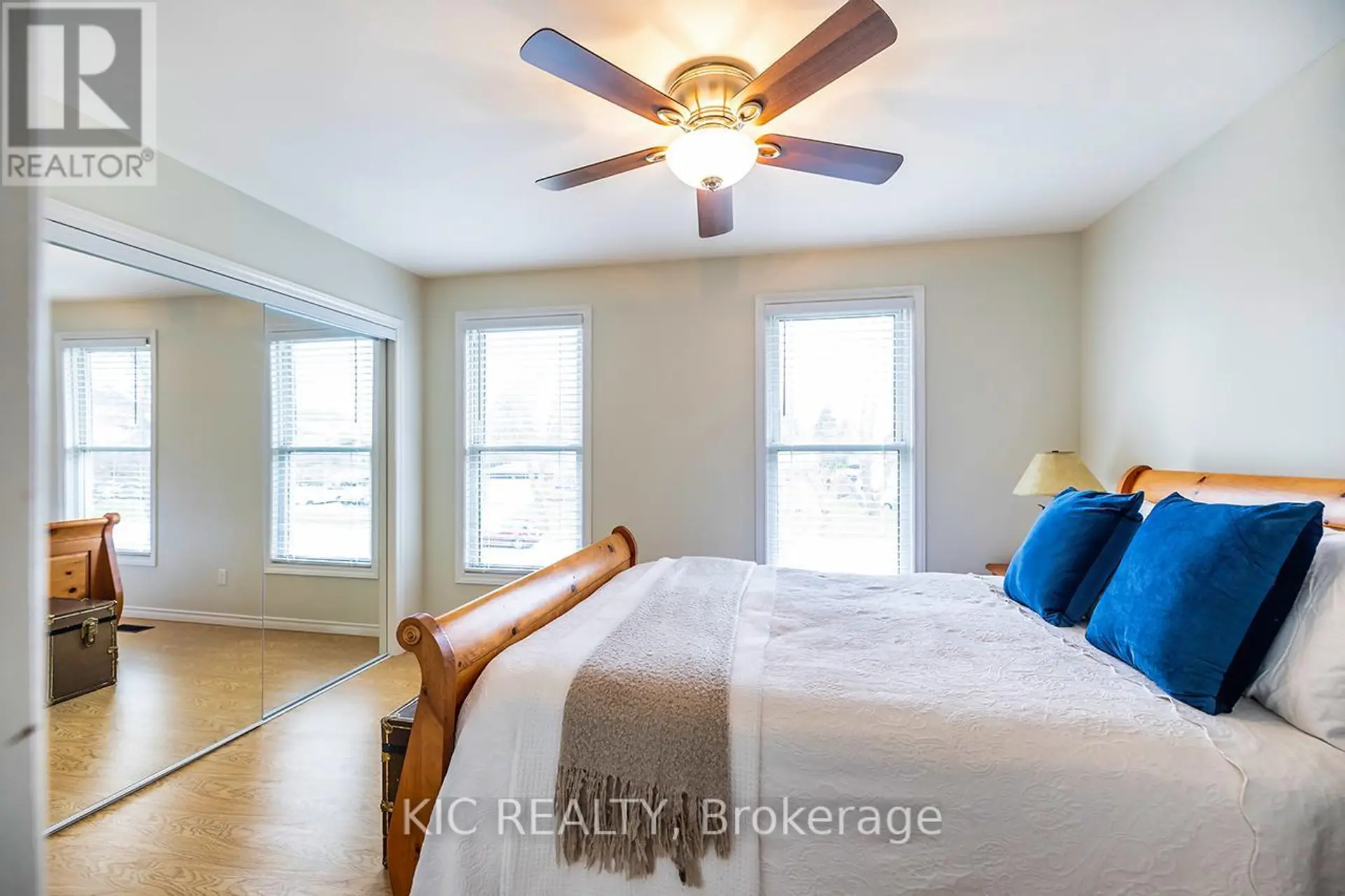 320 CENTRE STREET - Image 12