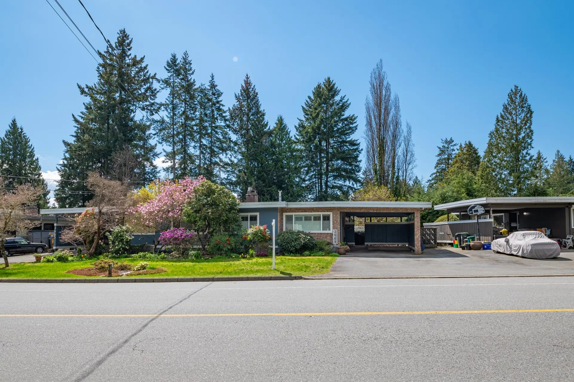 Property at 3669 Edgemont Boulevard, North Vancouver, BC