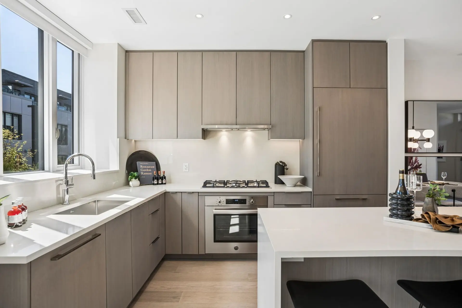 #12 6138 Birney Avenue - Image 7