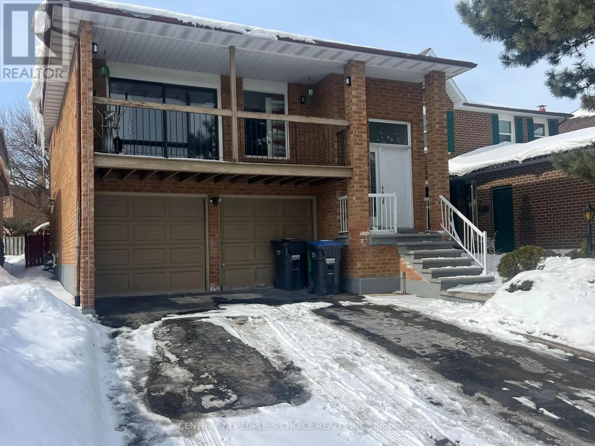 14 ALBERMARLE COURT - Image 1