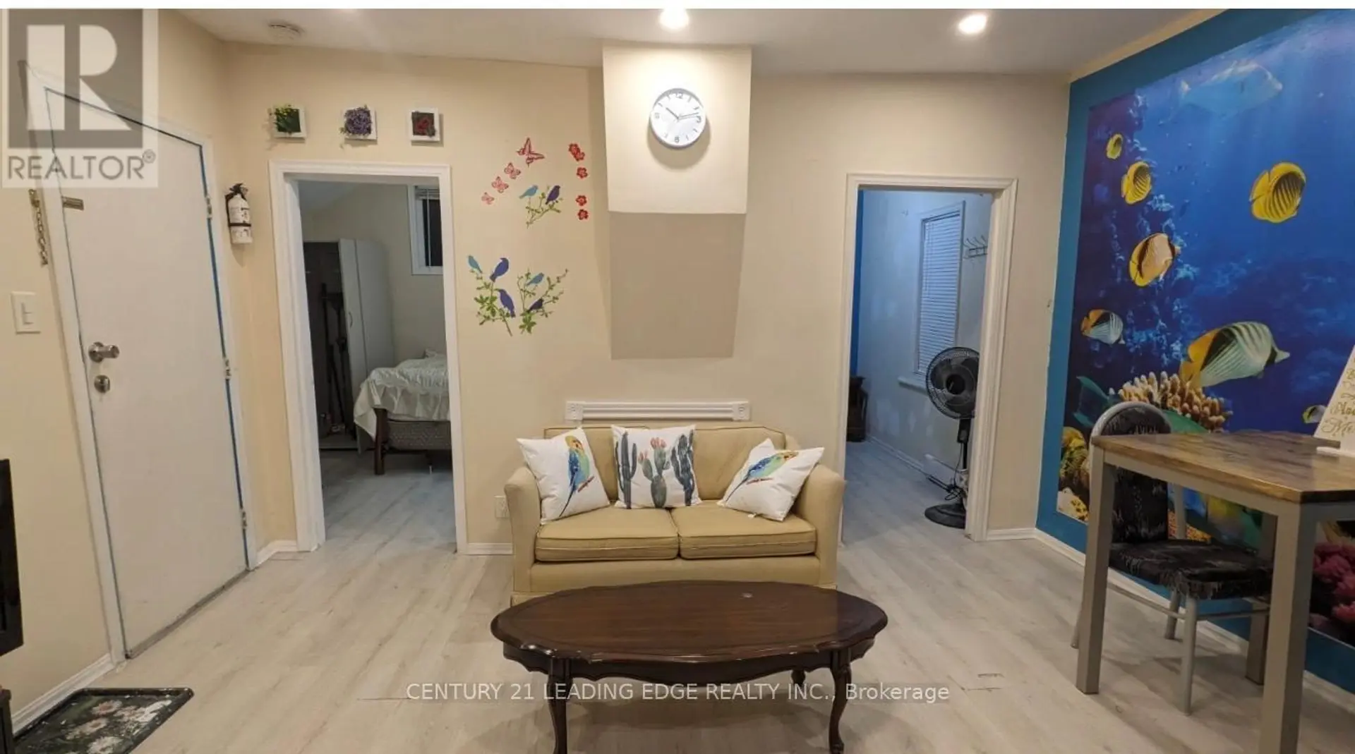 856 SIMCOE STREET S - Image 7
