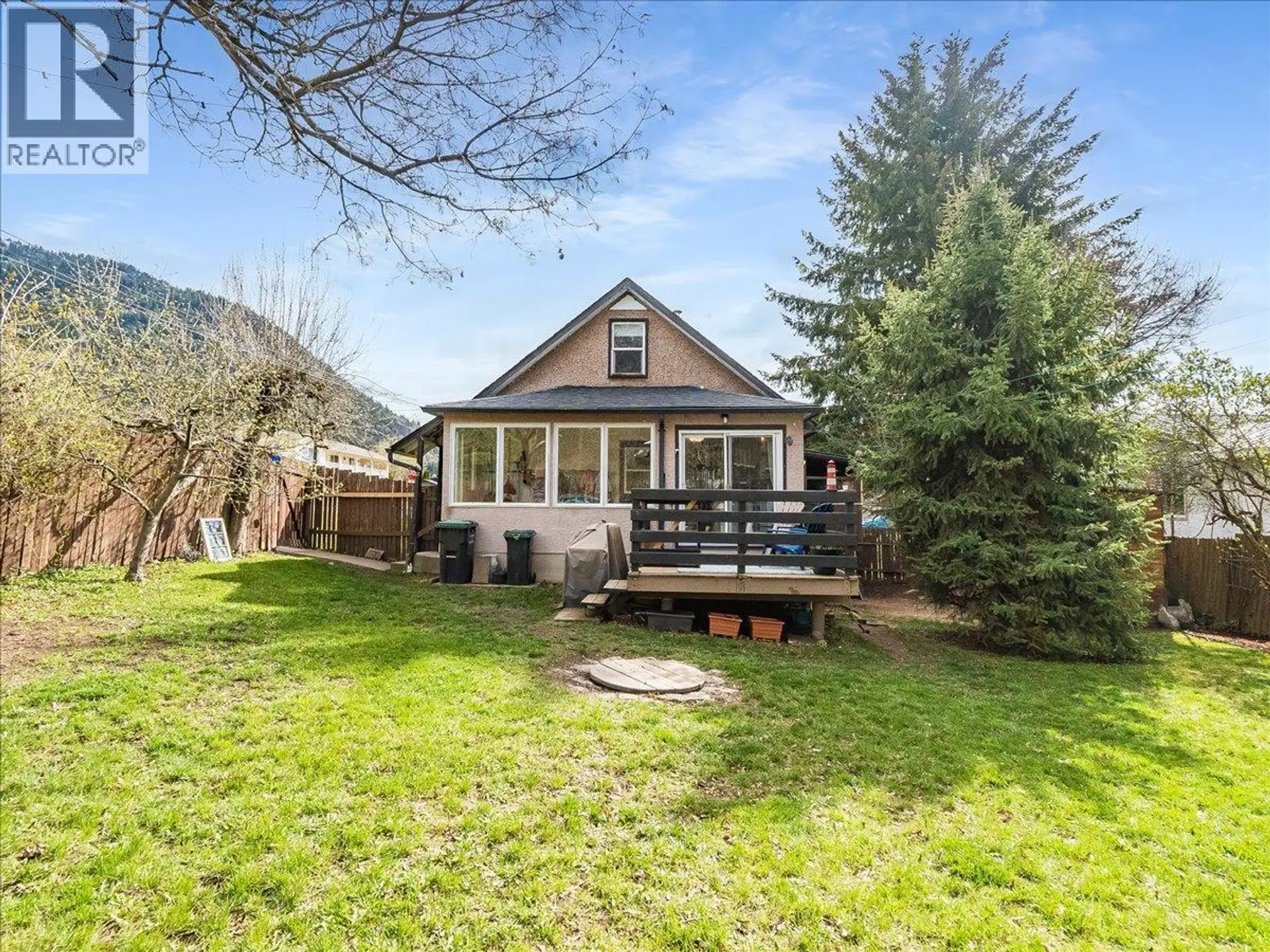 Property at 702 6th Street, Castlegar, BC