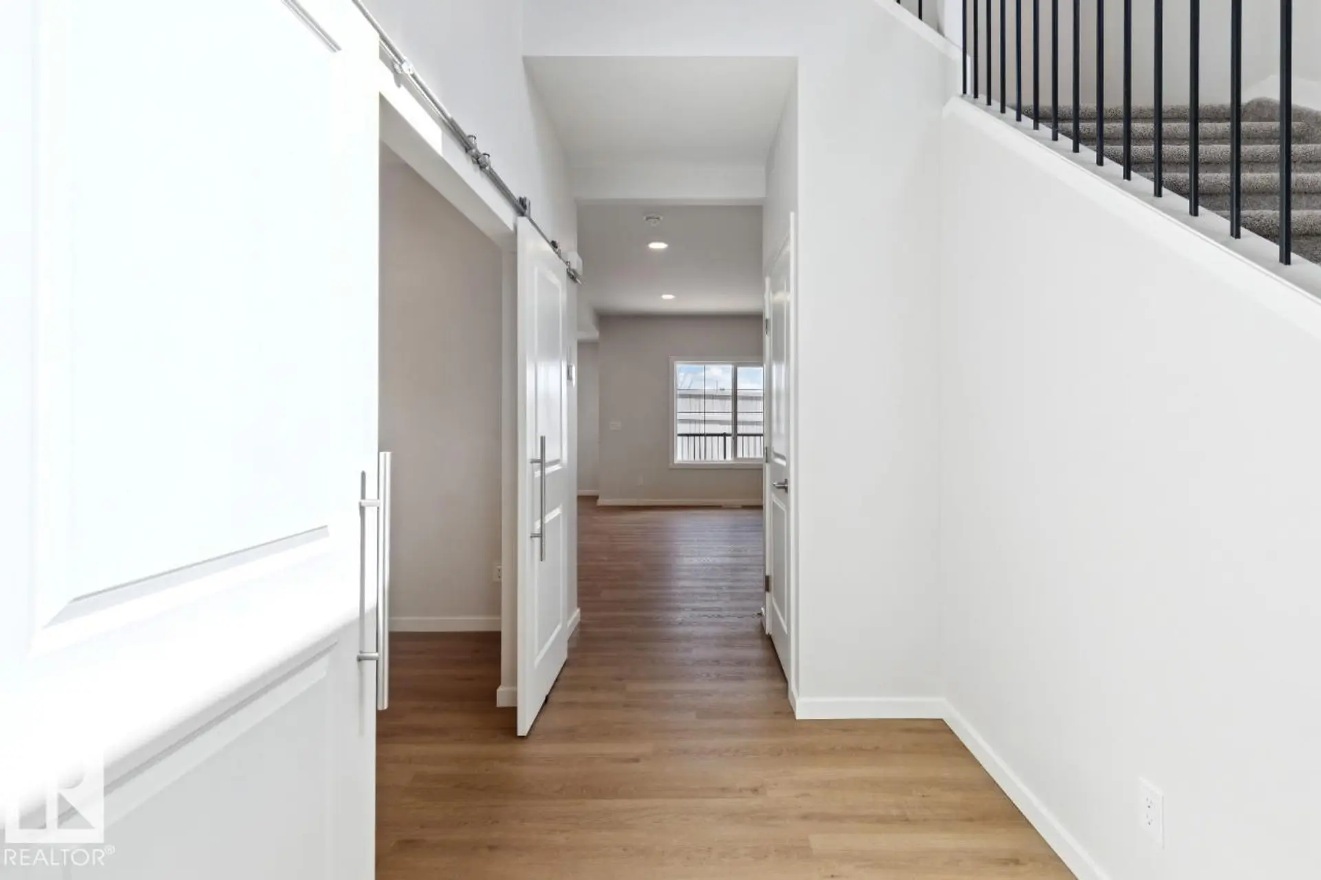 11 CLOUTIER - Image 5