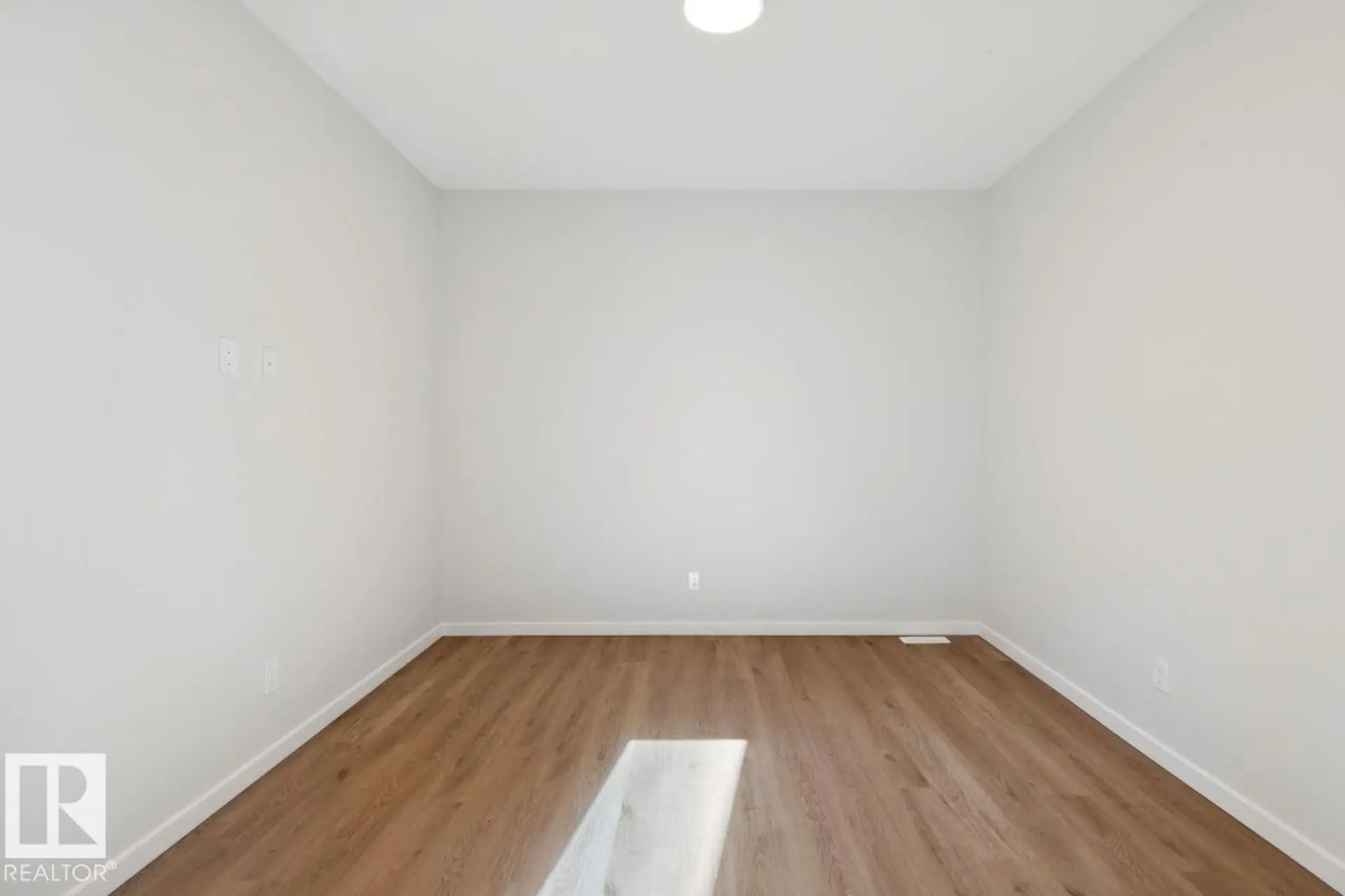 11 CLOUTIER - Image 6