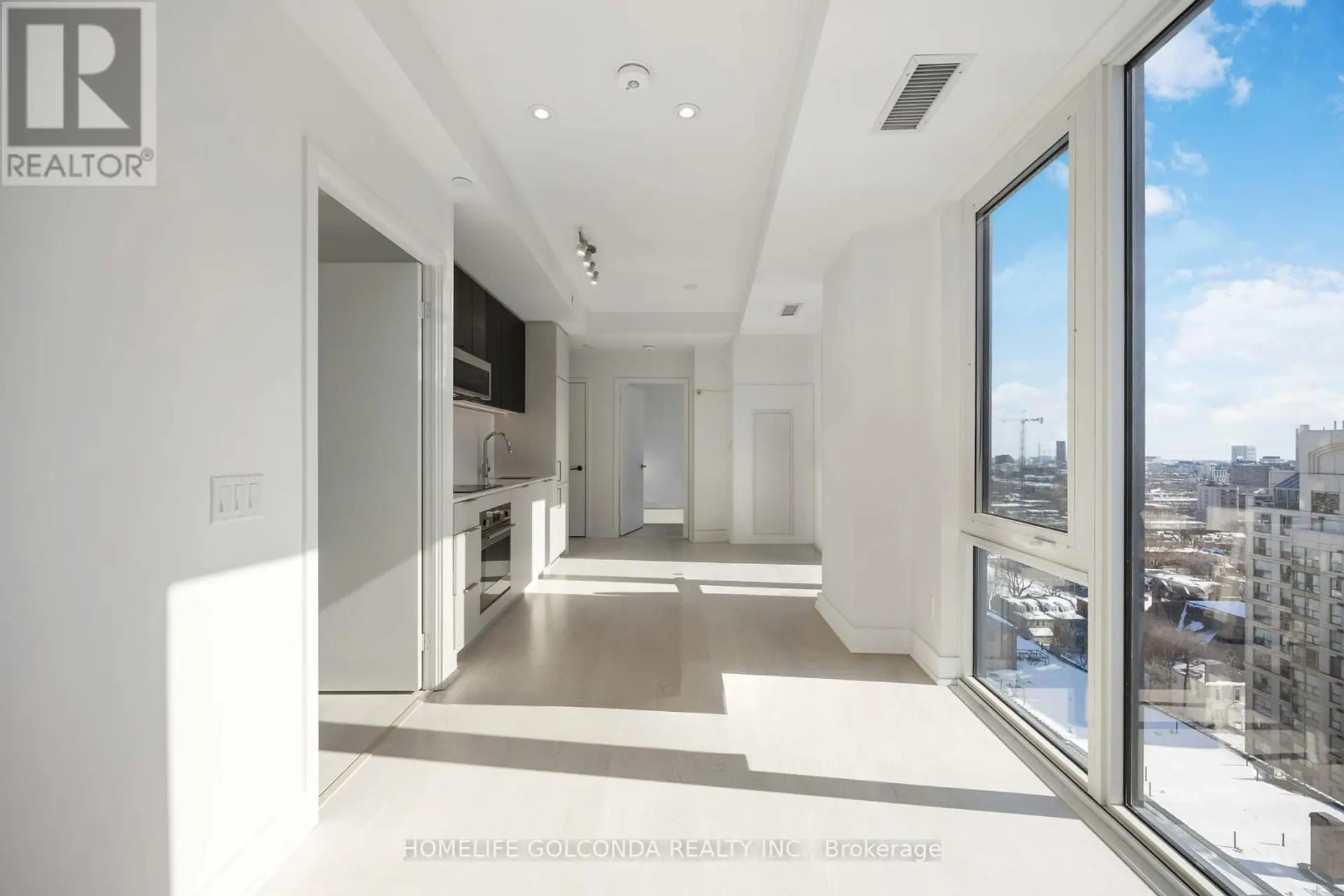 #1803 308 JARVIS STREET - Image 3