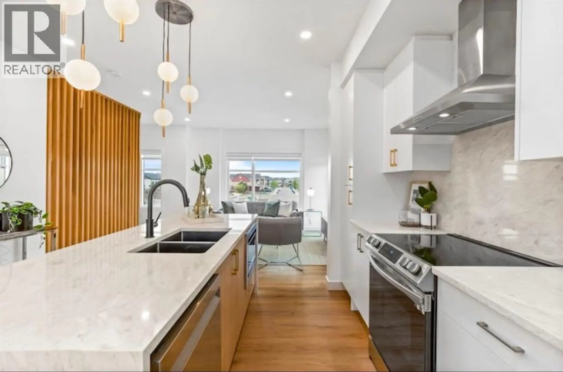 #408 200 BELVEDERE BOULEVARD SE - Image 1