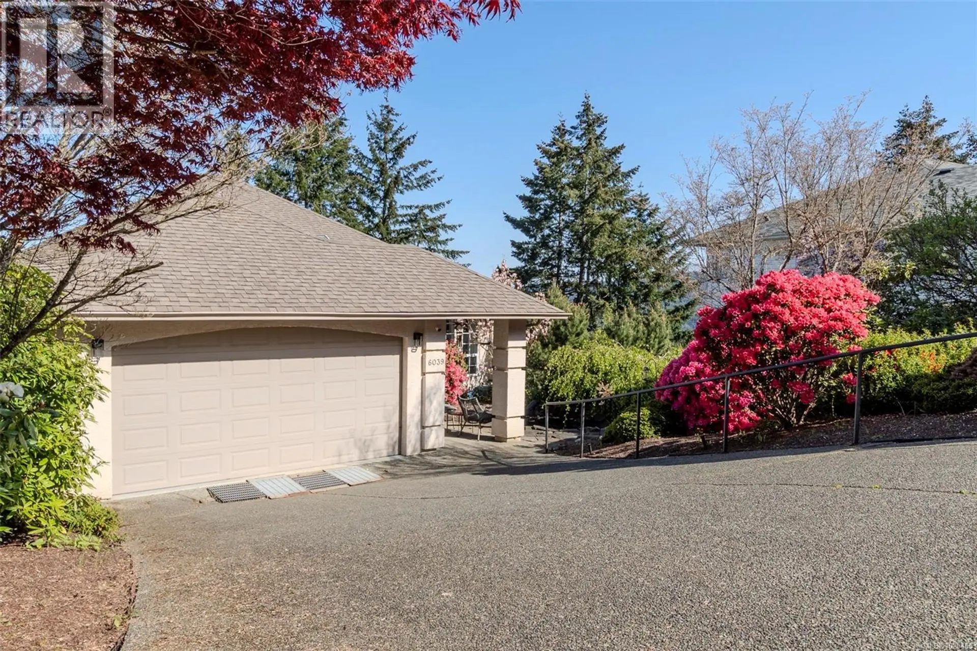 Property at 6039 Chippewa Rd, Duncan, BC