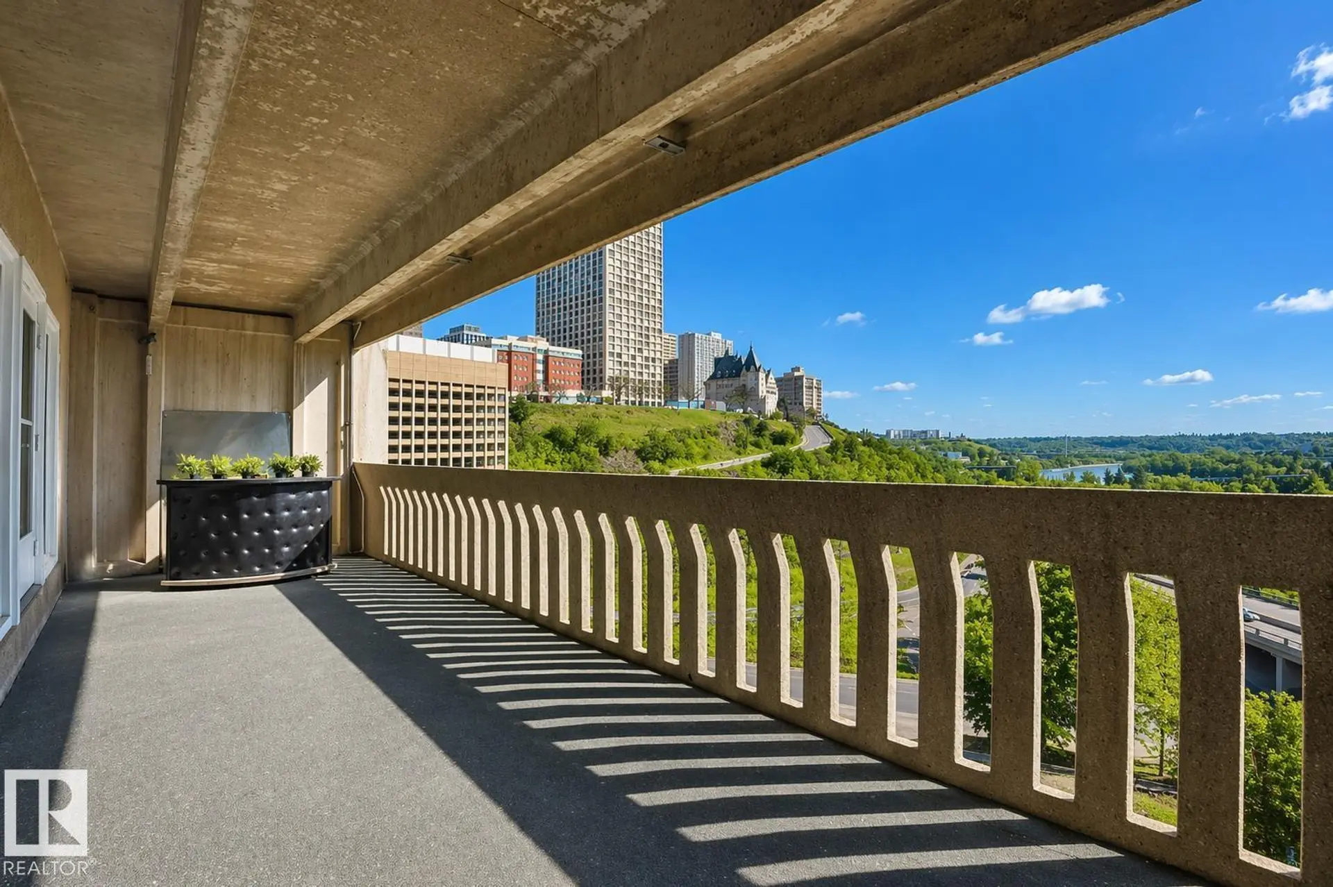 #604 9918 101 ST NW - Image 15