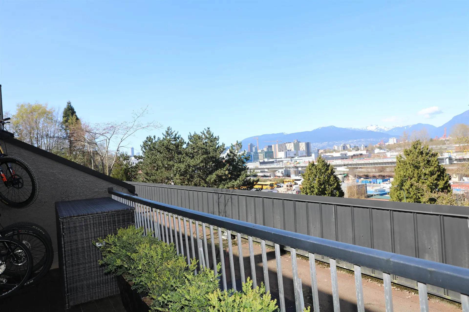 #615 774 Great Northern Way - Image 8