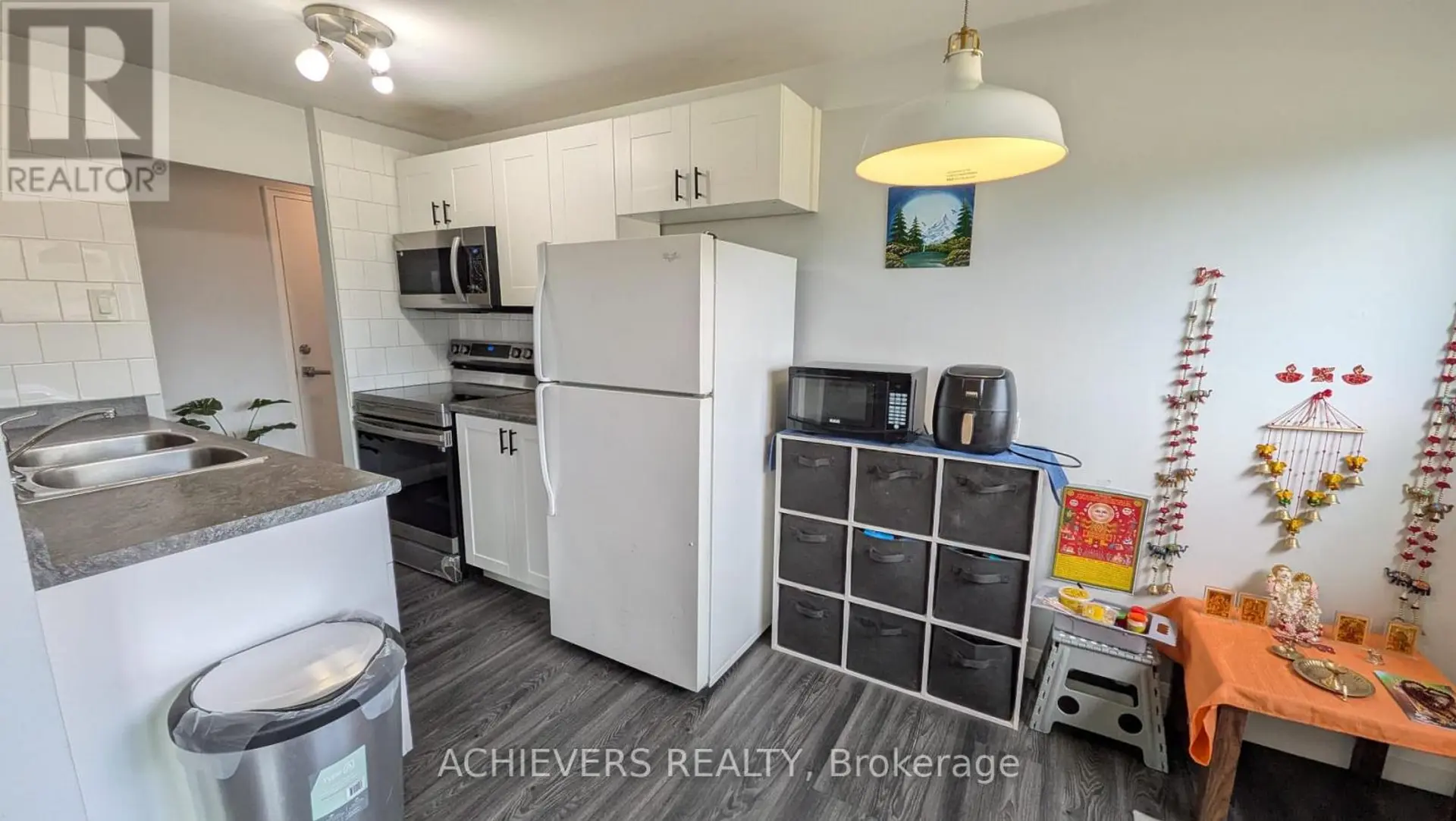 #105 1825 WHITNEY STREET - Image 11