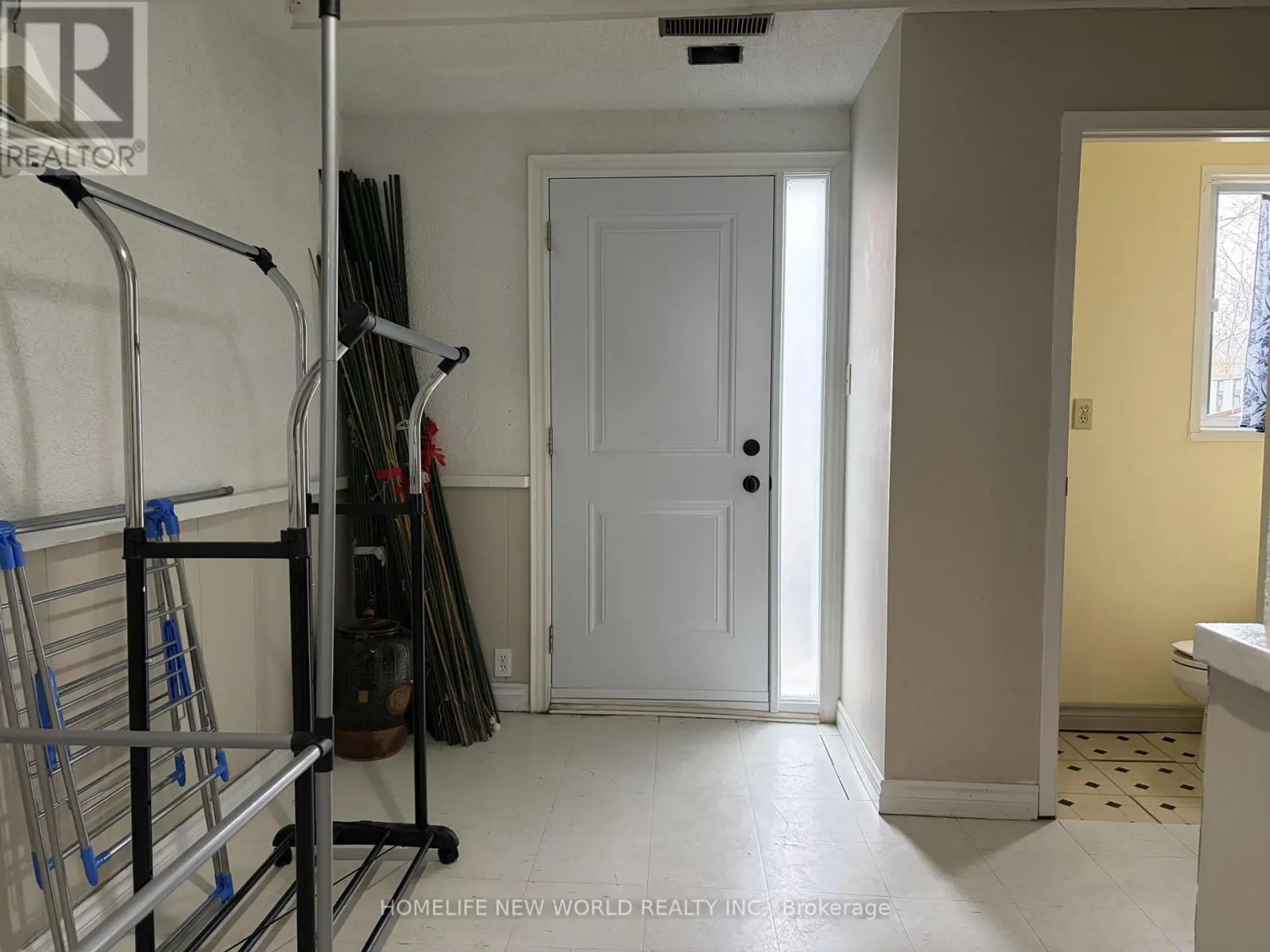 #35 1121 SANDHURST CIRCLE - Image 15