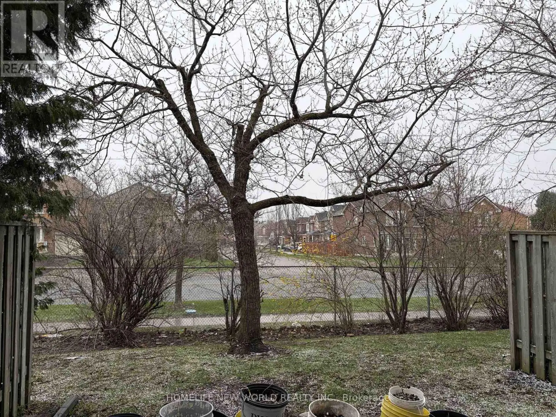 #35 1121 SANDHURST CIRCLE - Image 17