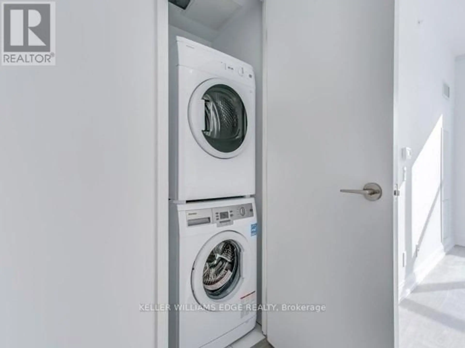 #1208 181 DUNDAS STREET E - Image 7