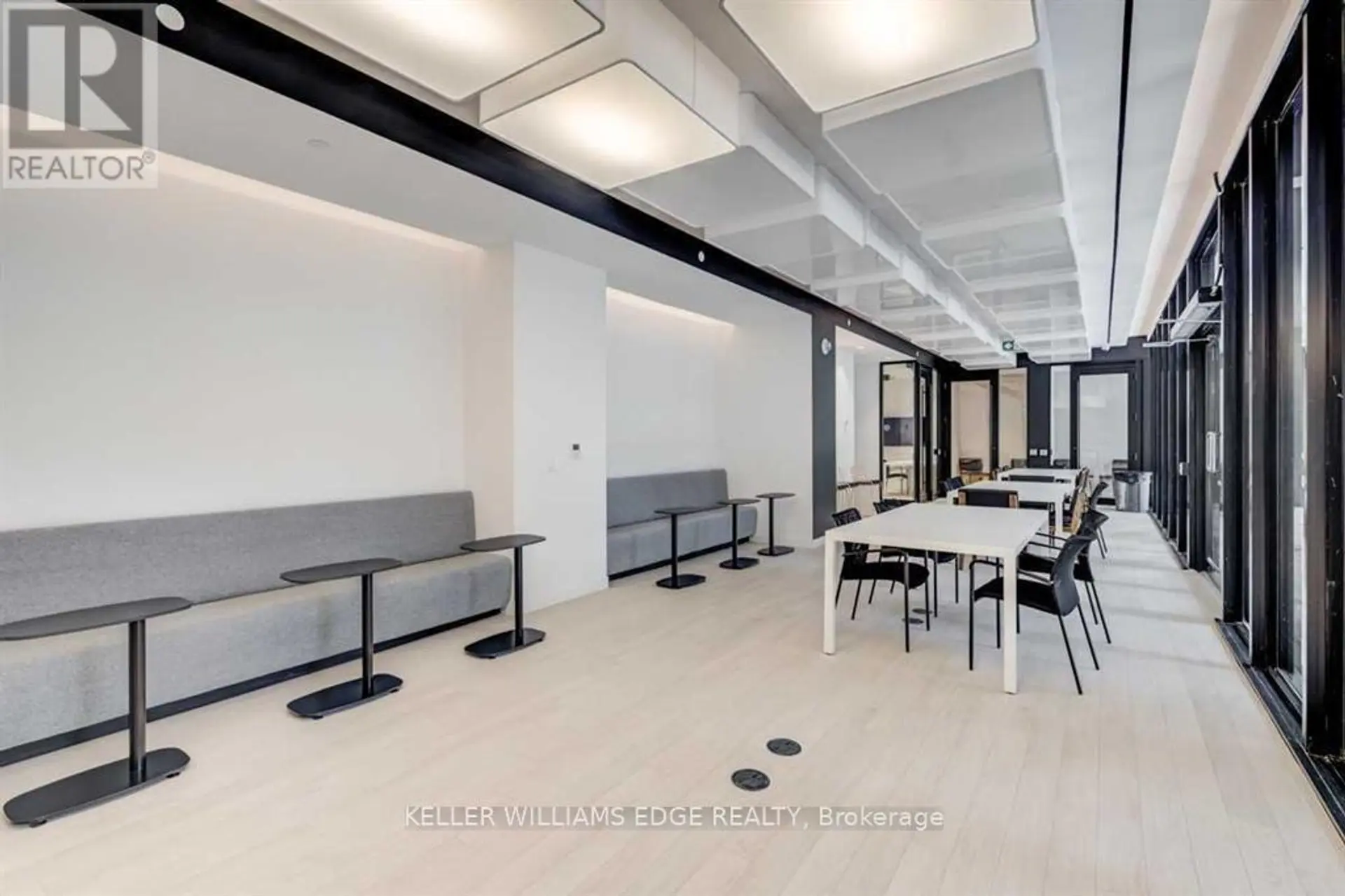 #3609 85 WOOD STREET - Image 16