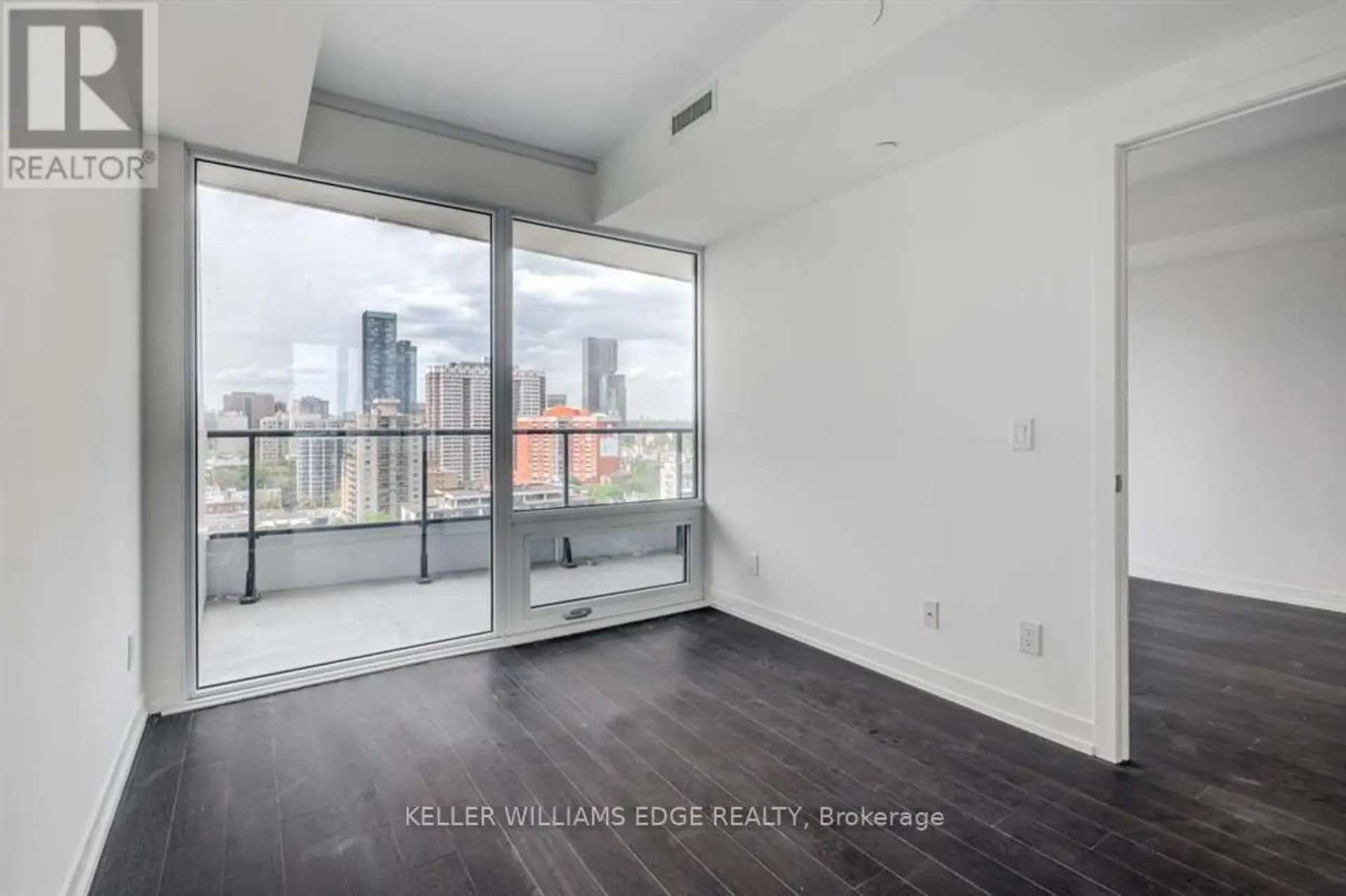 #3609 85 WOOD STREET - Image 7