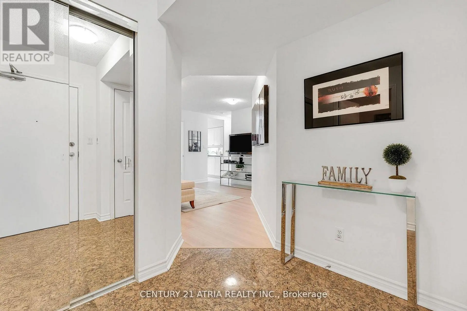 #808 3 REAN DRIVE - Image 4