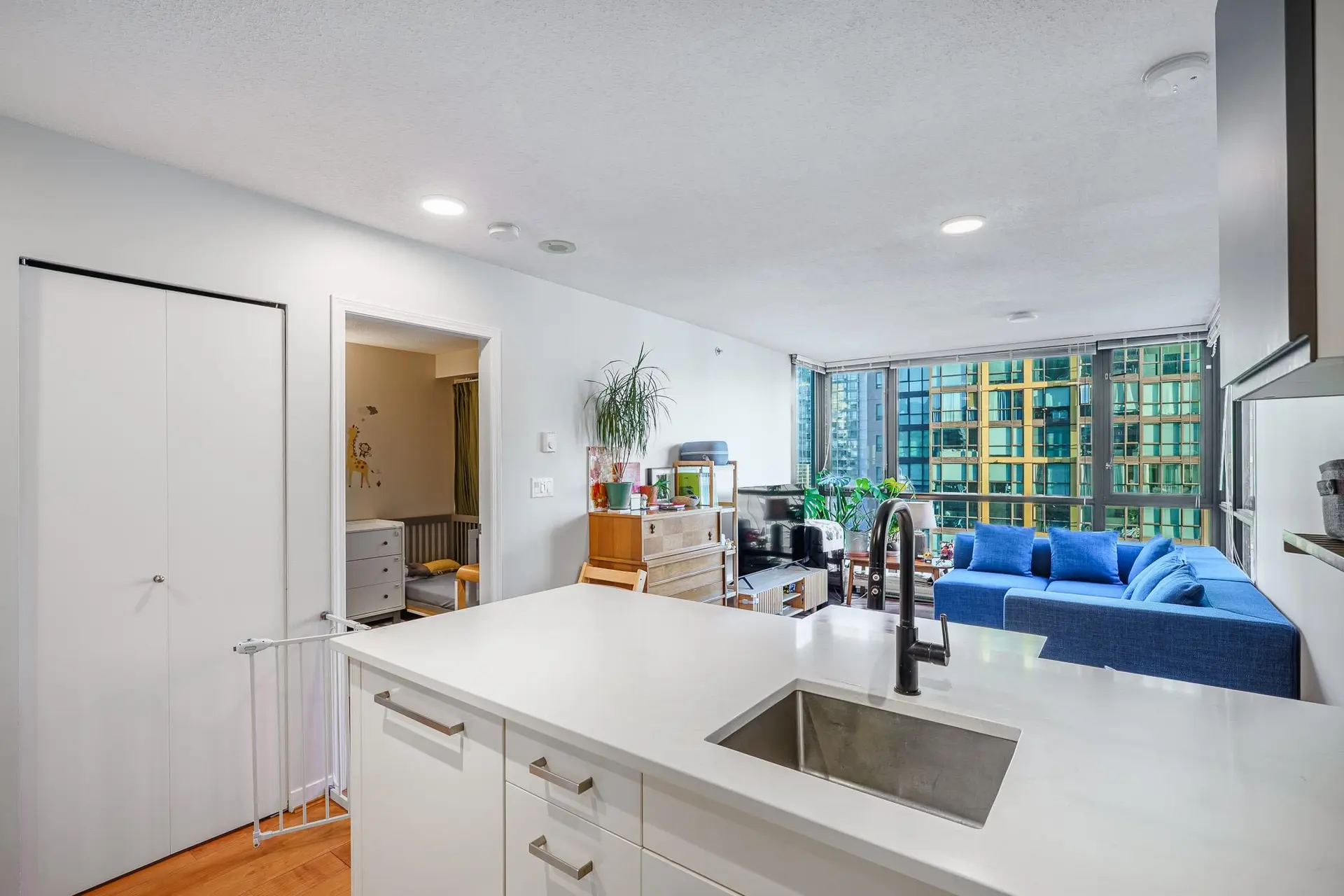 Property at #1706 1367 Alberni Street, Vancouver, BC