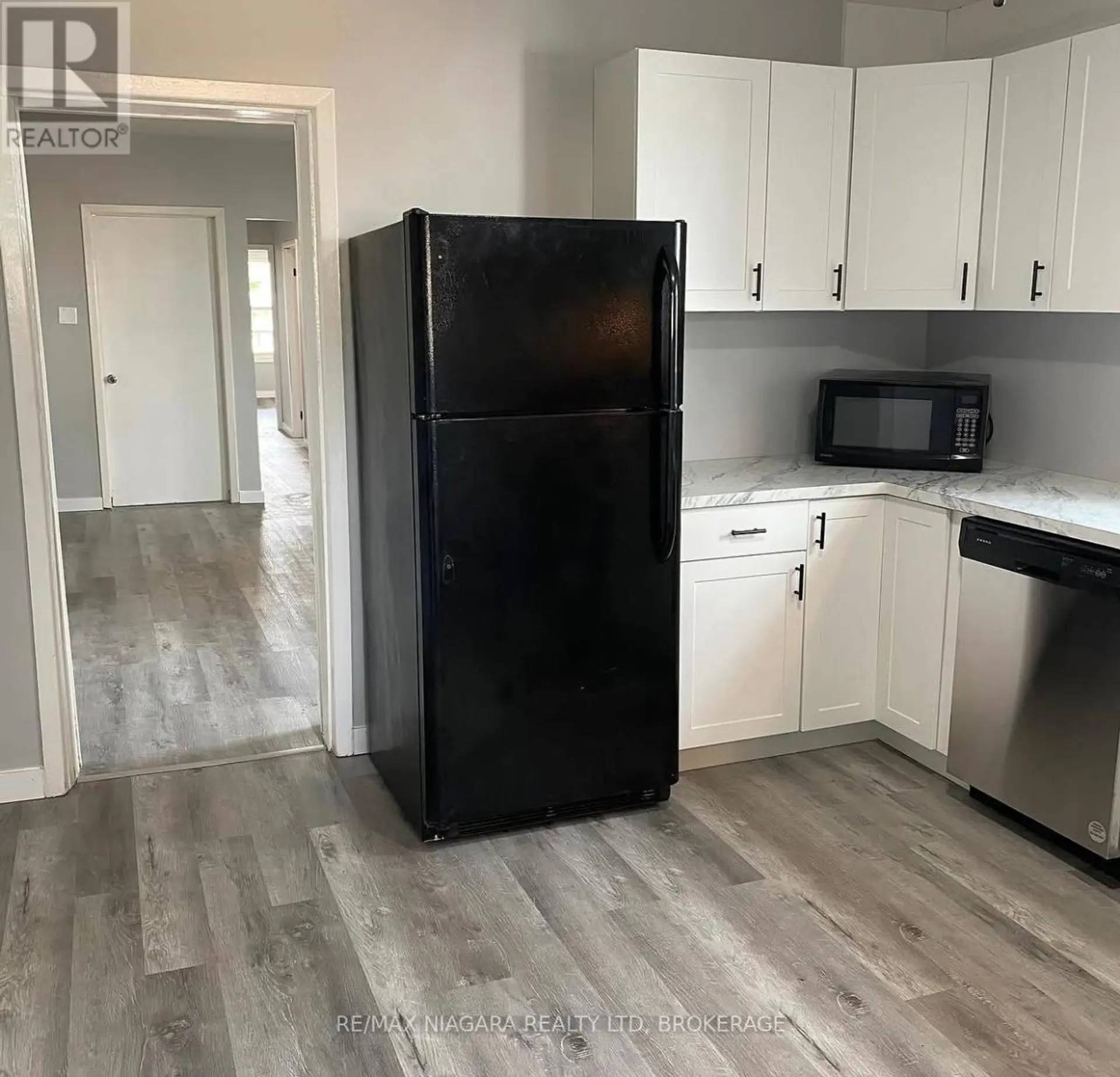 42 NIAGARA STREET - Image 5