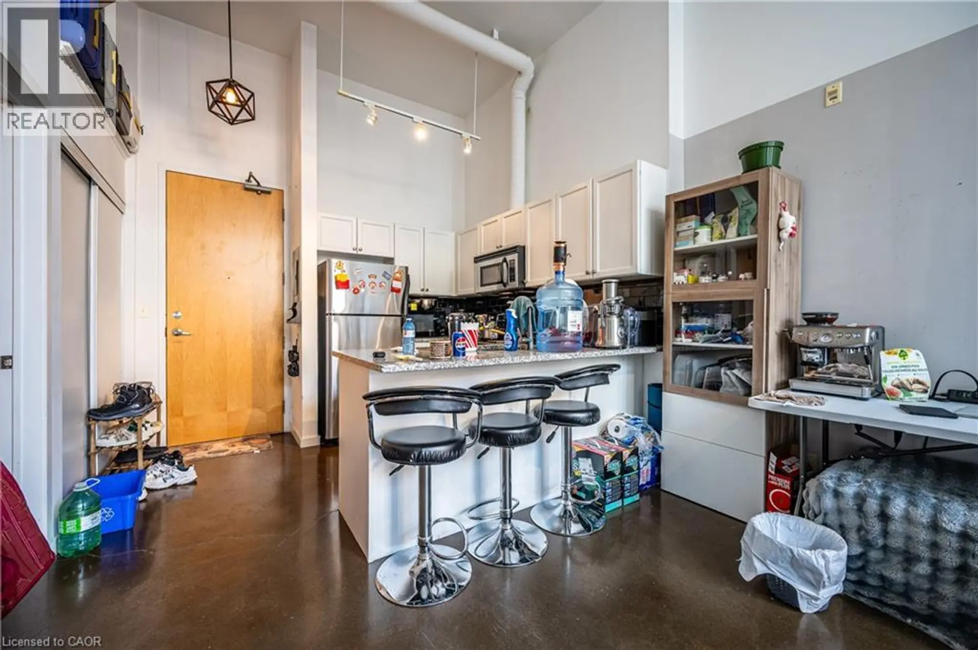 #509 404 W KING STREET W - Image 6