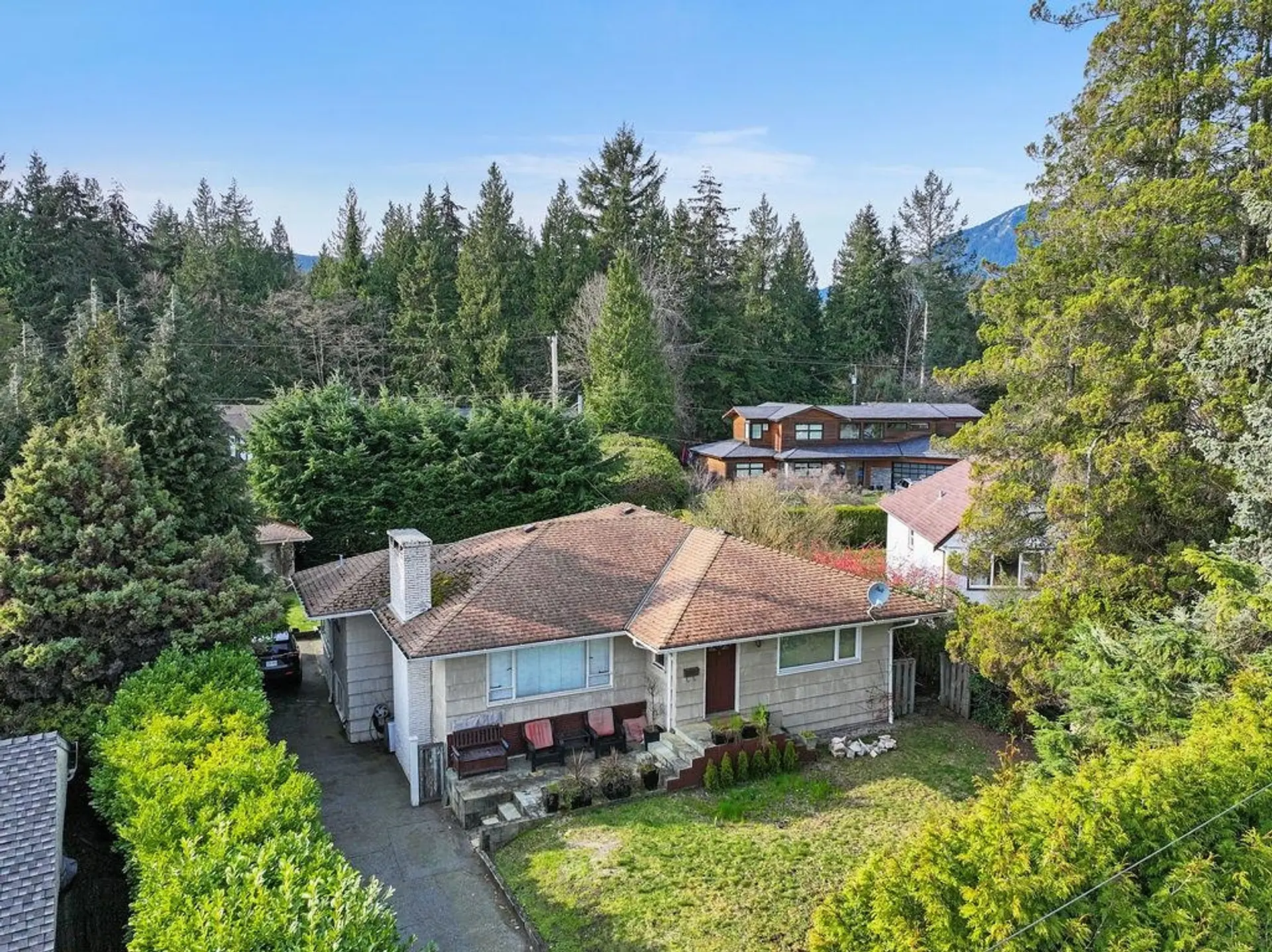 3955 Highland Boulevard - Image 14