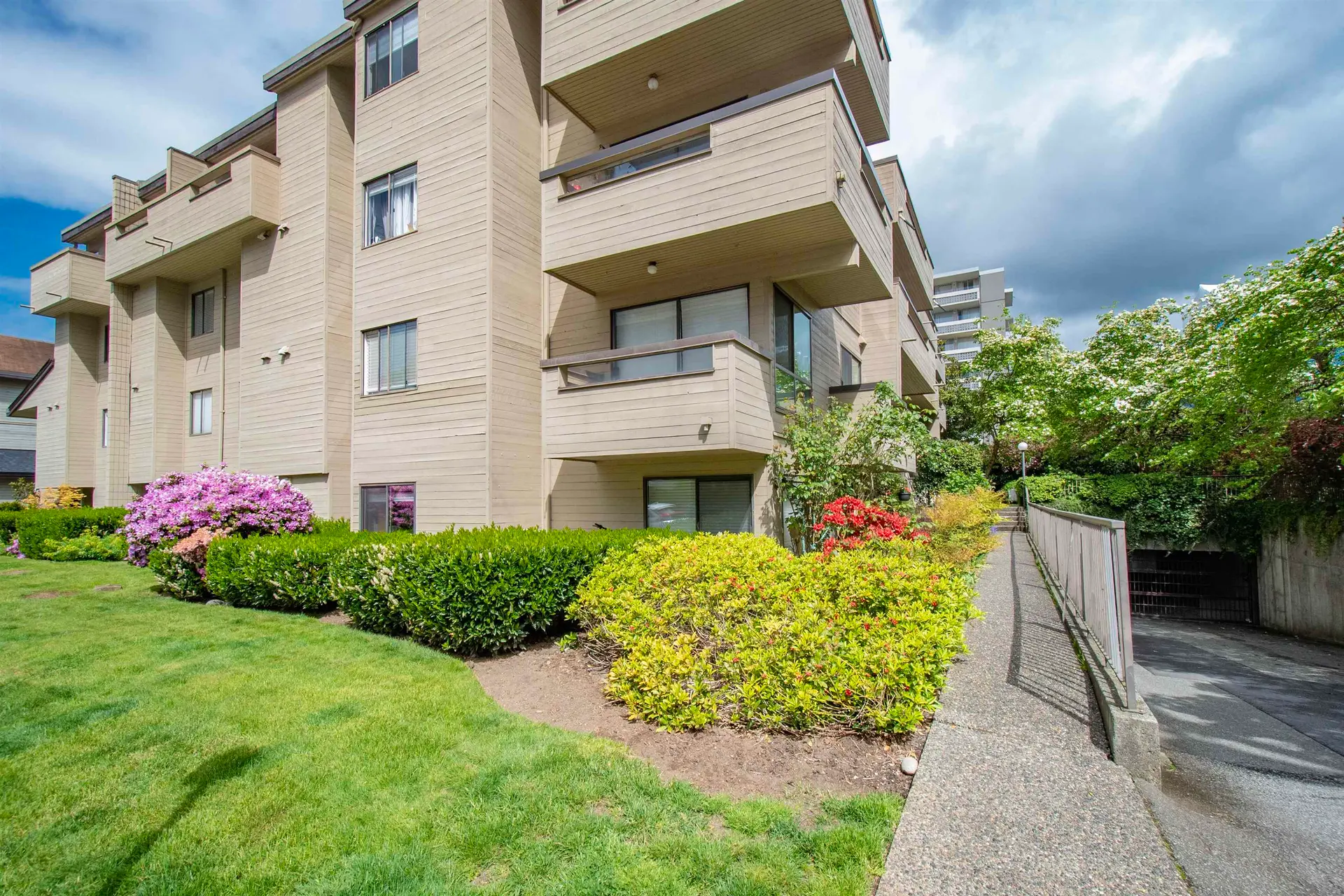 Property at #118 1363 Clyde Avenue, West Vancouver, BC