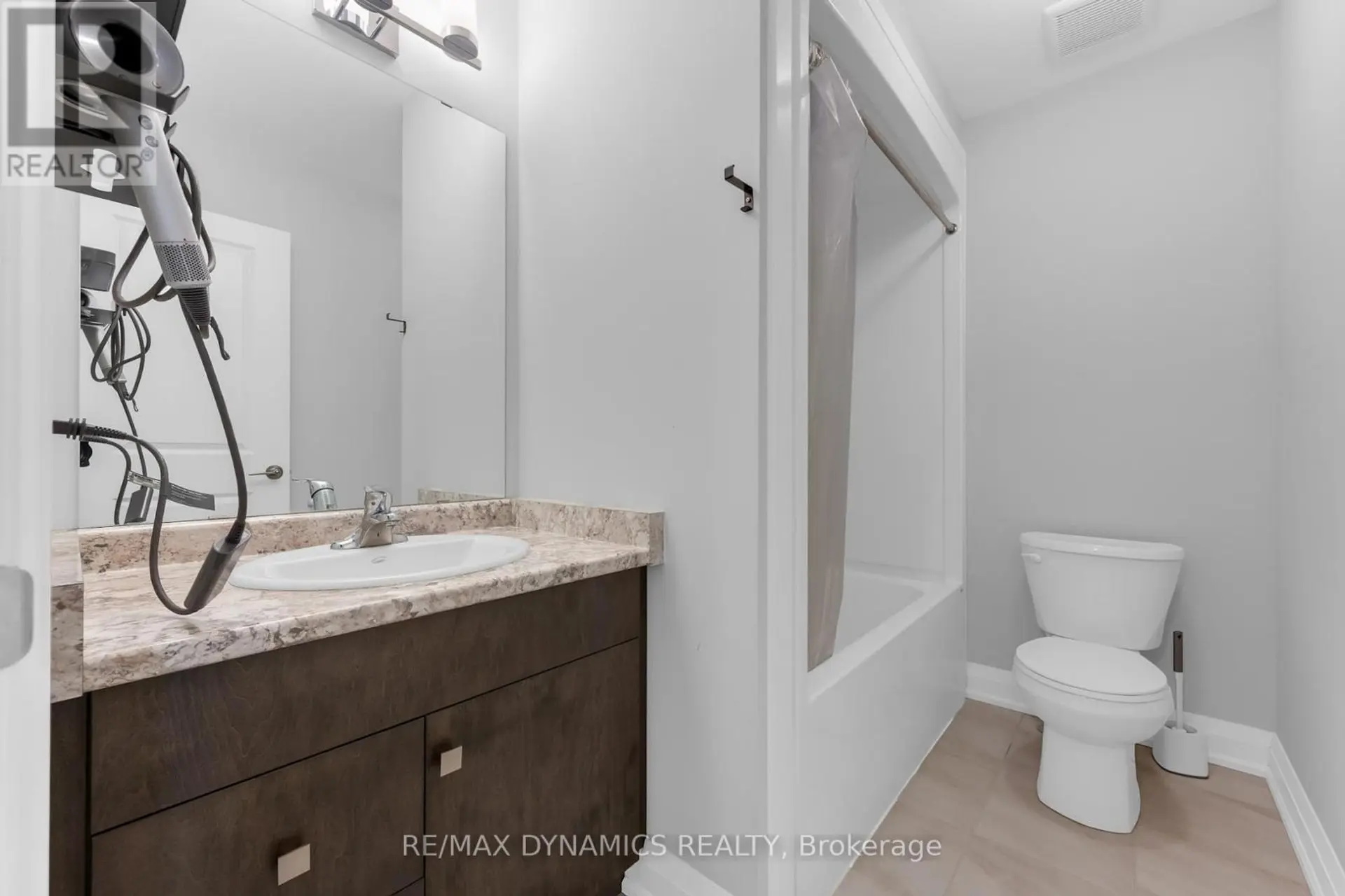 #110 4552 PORTAGE ROAD - Image 11