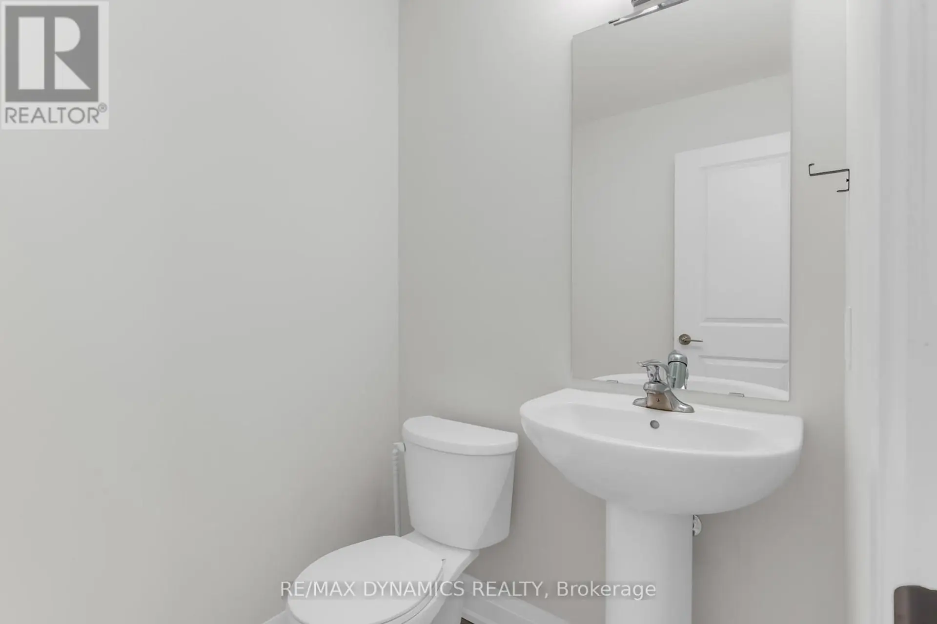 #110 4552 PORTAGE ROAD - Image 6