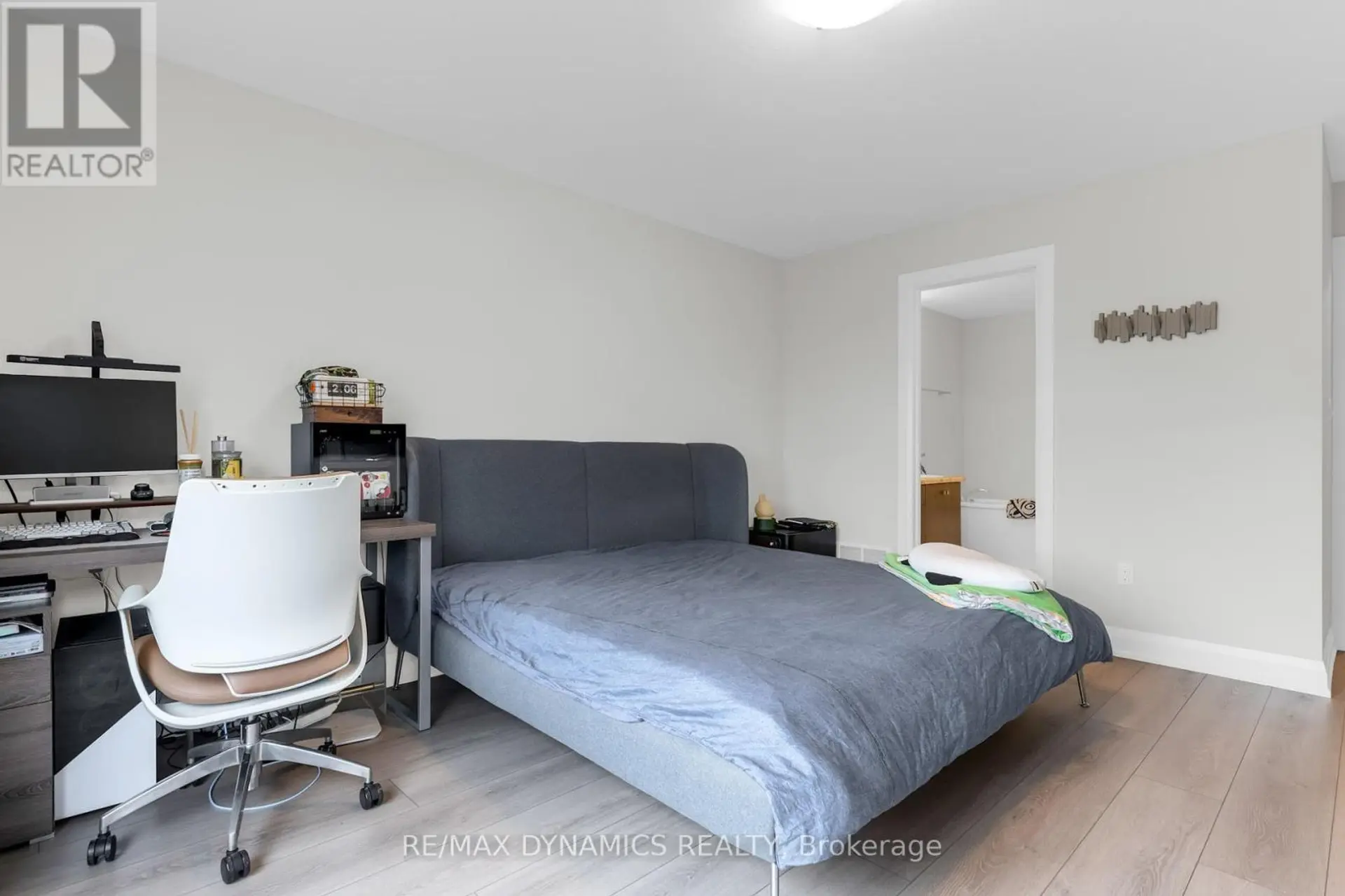 #110 4552 PORTAGE ROAD - Image 8