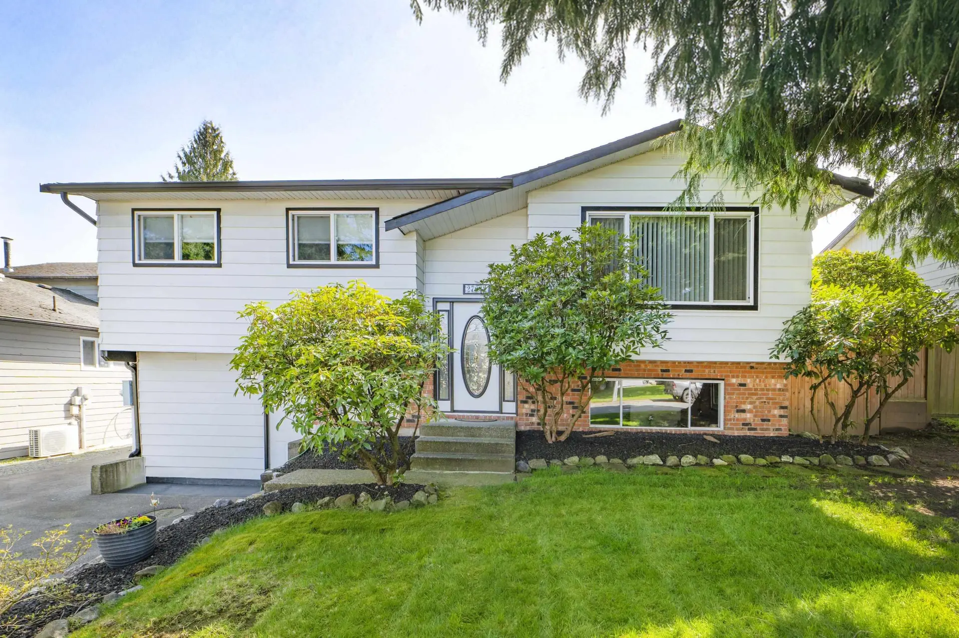 Property at 27052 34a Avenue, Langley, BC