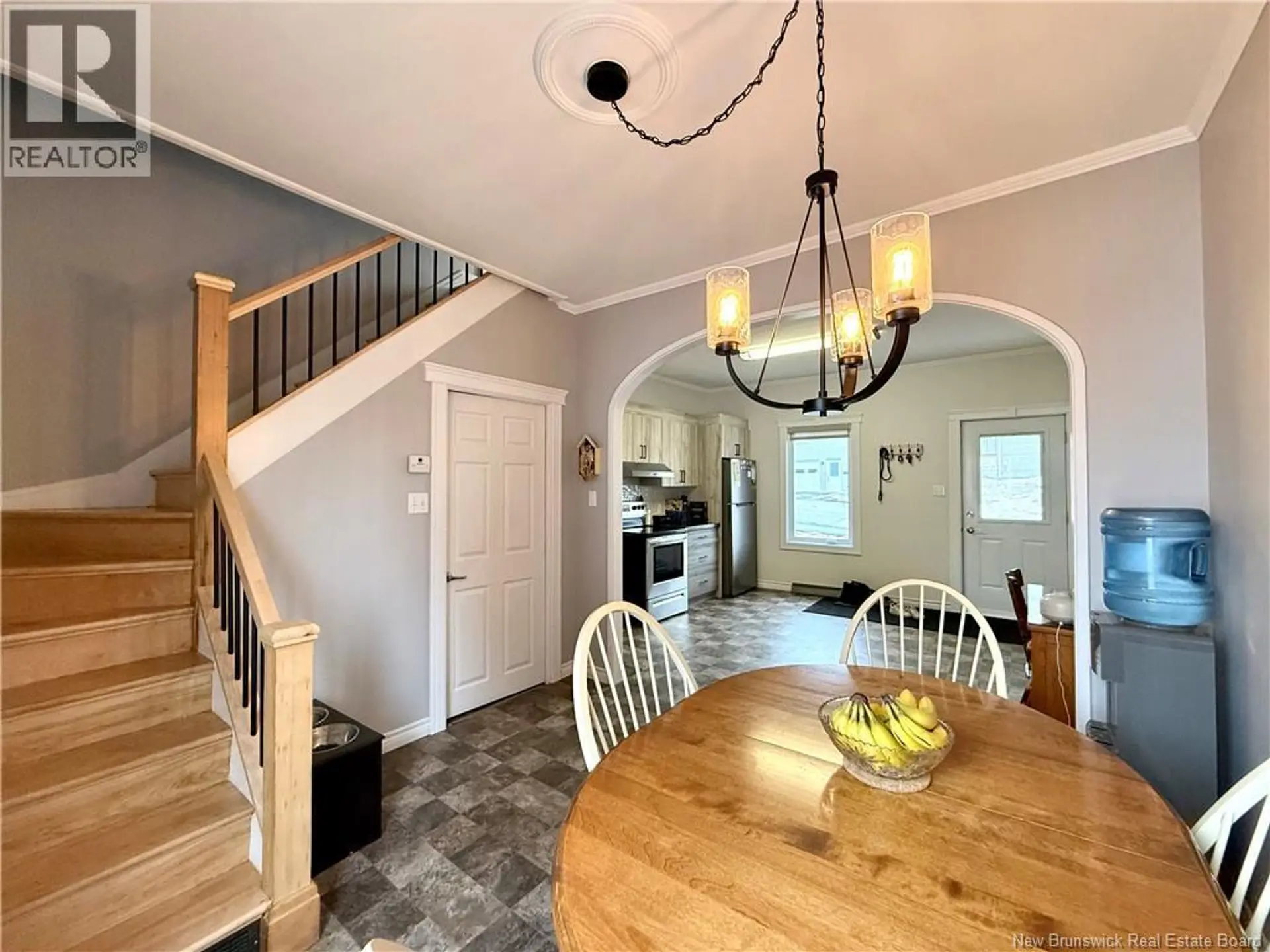 90 35E AVENUE - Image 10