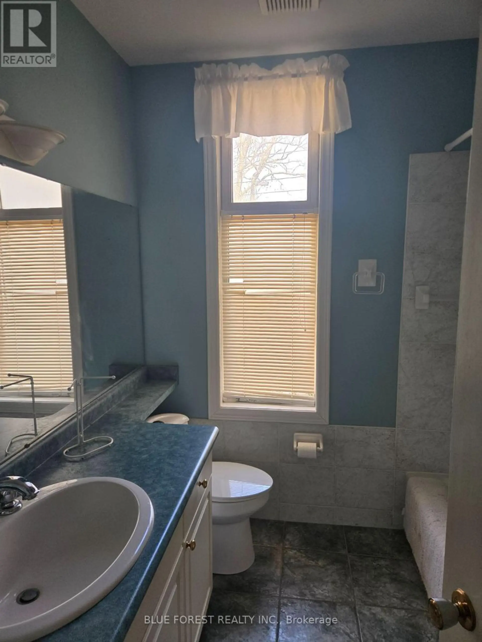 16 ARTHUR STREET - Image 6